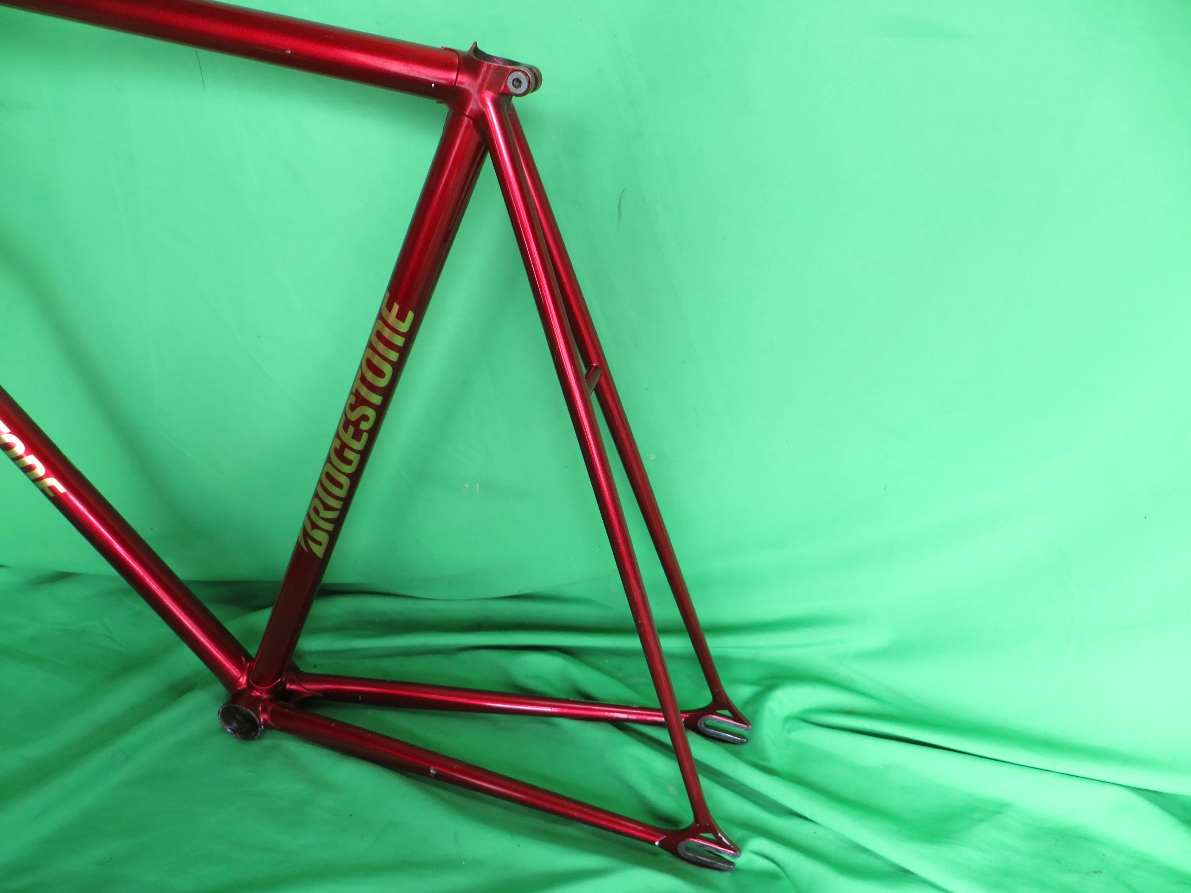 Bridgestone // Deep Red Metallic // 57.5cm // For Repairs /260422 - Image 7