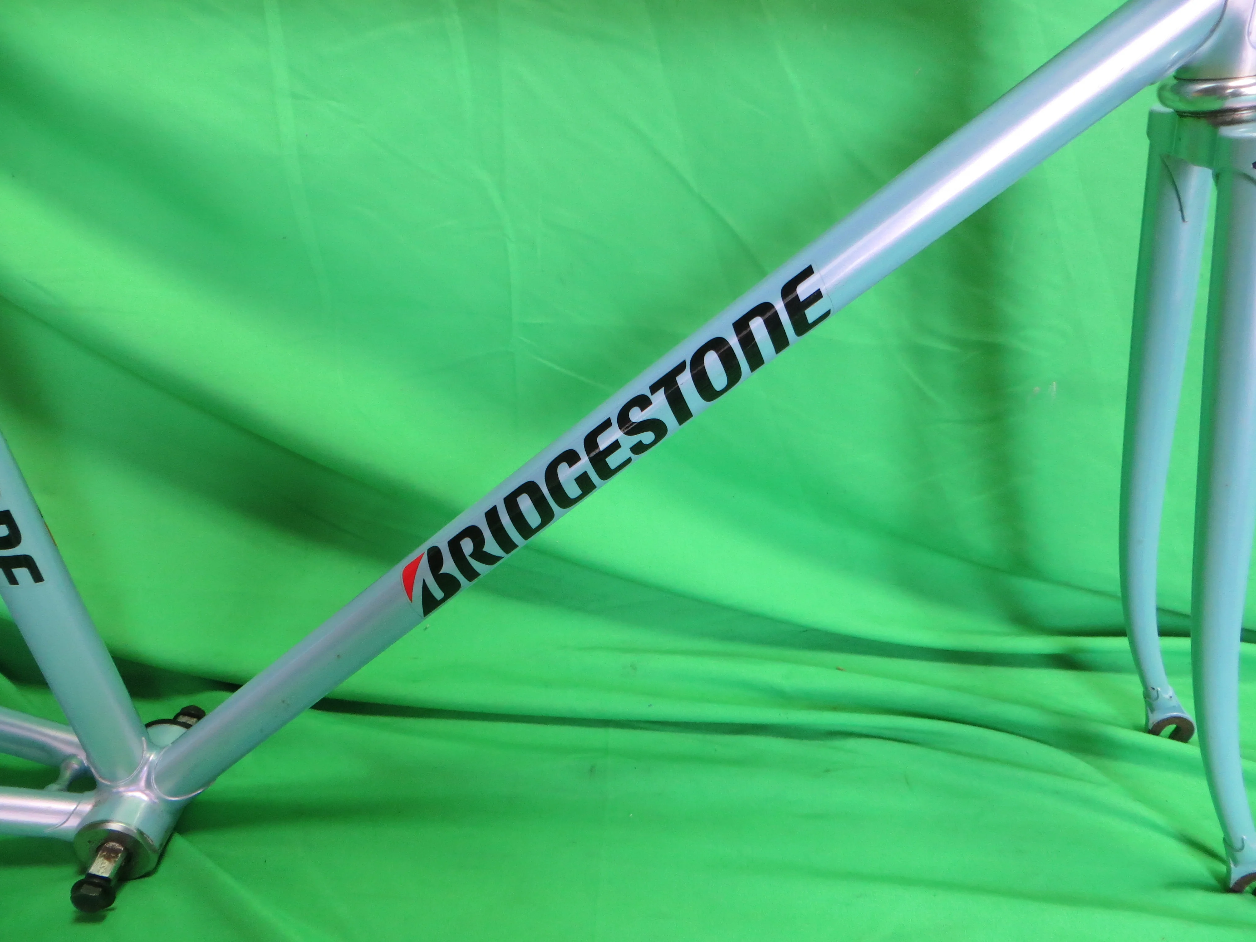Bridgestone // Grayish Light Blue with Pearl Finish // 50.5cm - Image 13