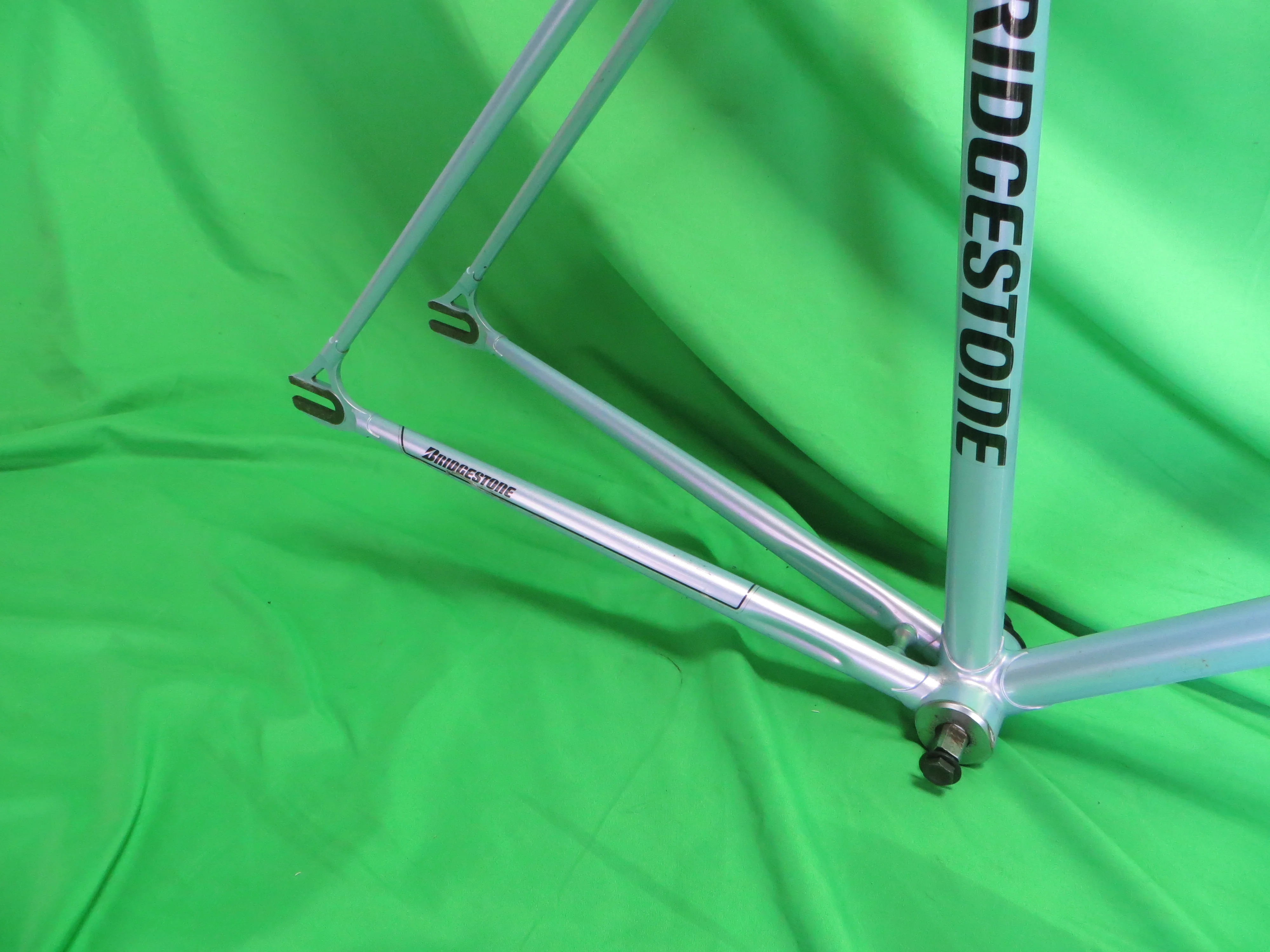 Bridgestone // Grayish Light Blue with Pearl Finish // 50.5cm - Image 14