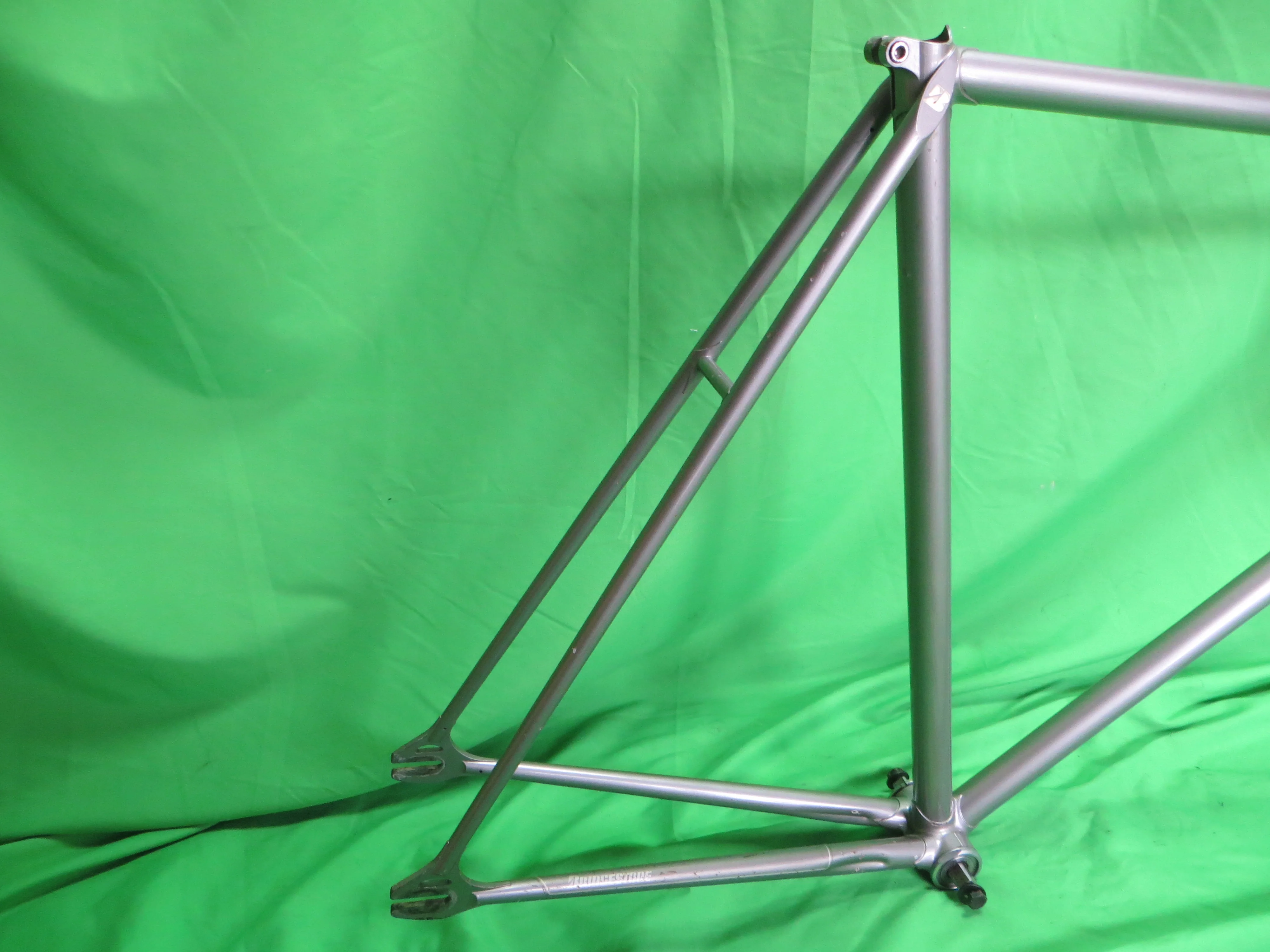 Bridgestone // Gray Silver // 57.5cm - Image 15
