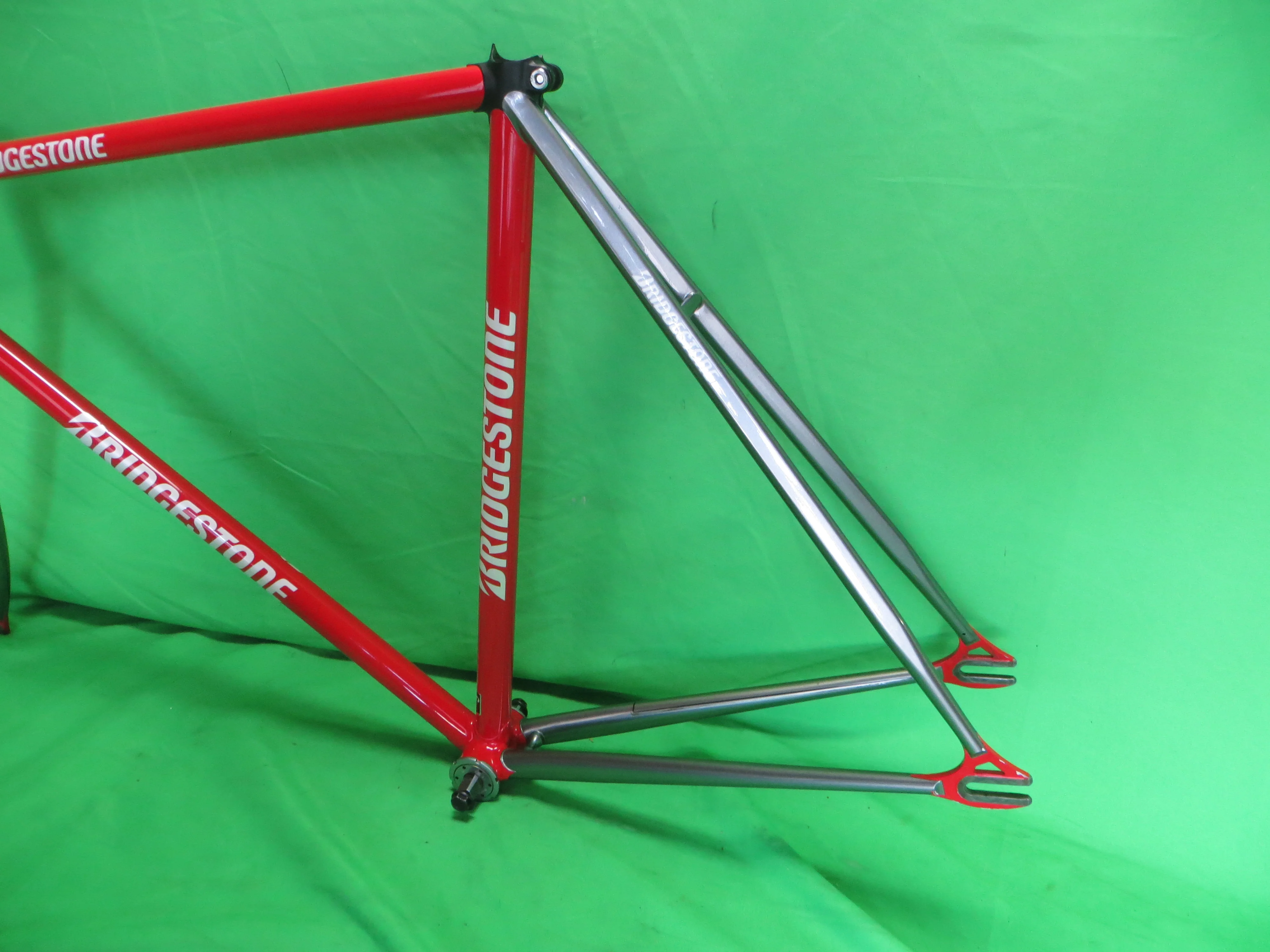 Bridgestone Kaisei 8630 // Red / Gray / Black // 53.5cm - Image 8