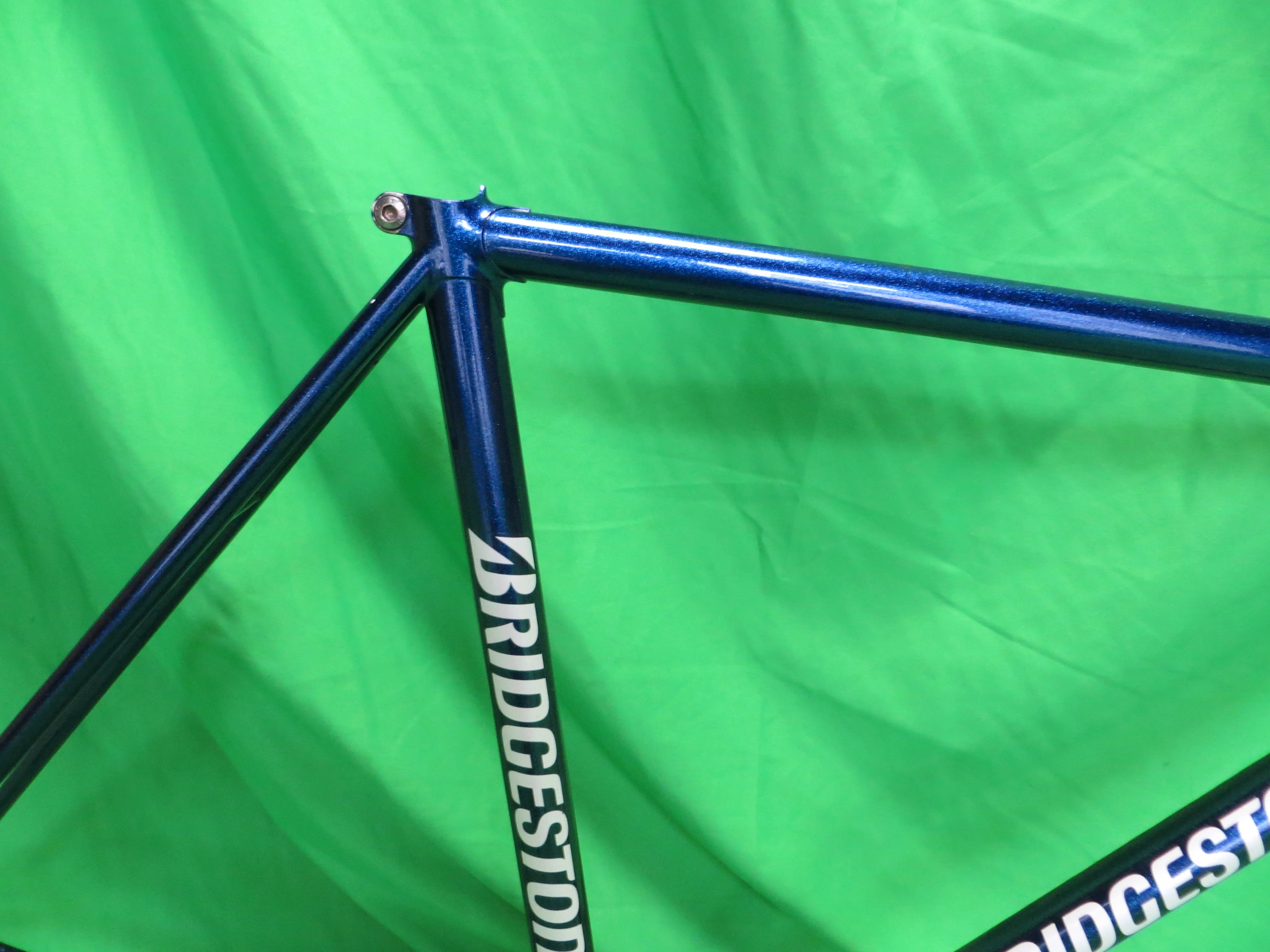 Bridgestone Kaisei 8630R  // Dark Blue Metallic // 50.5cm - Image 12