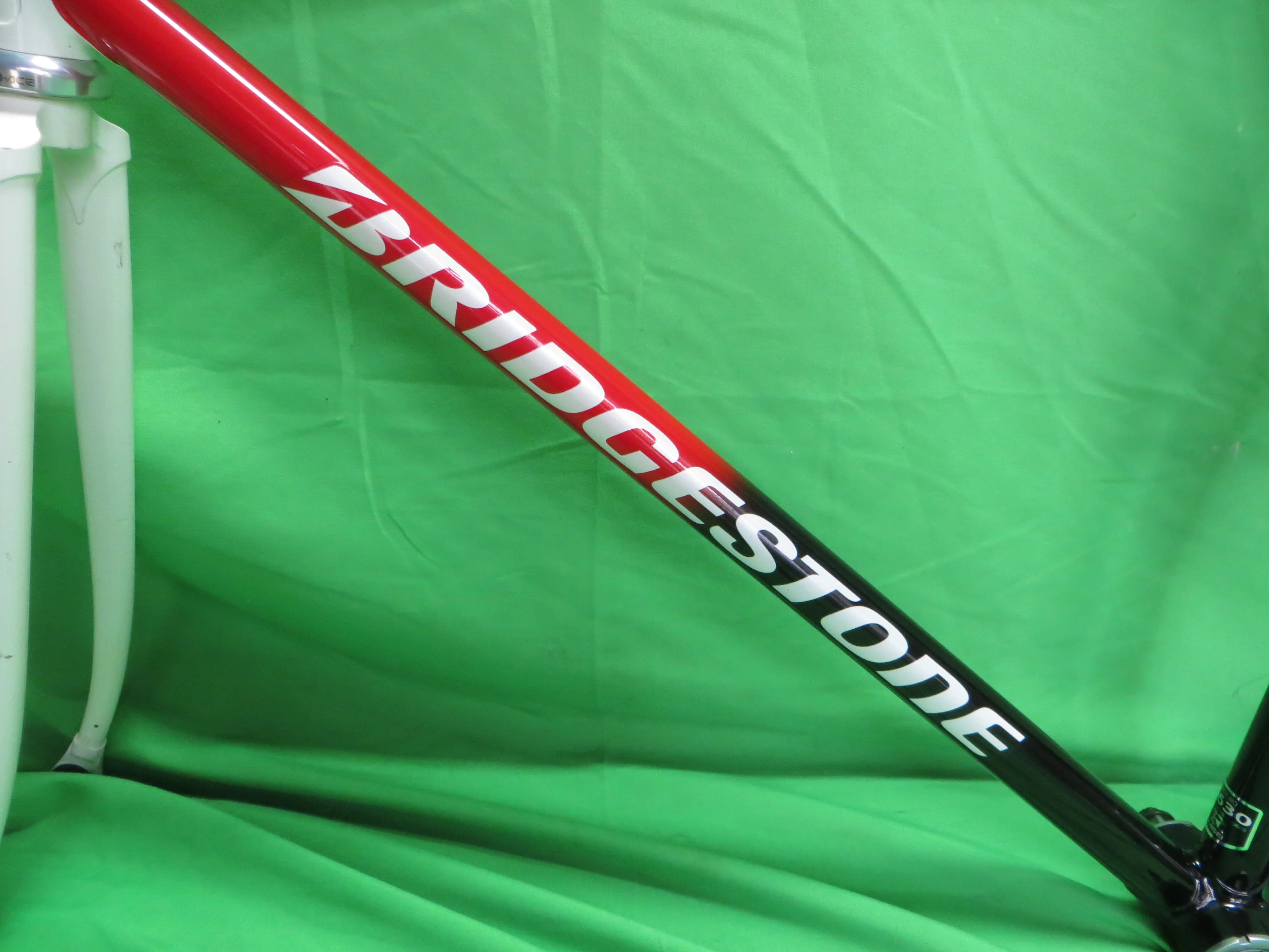 Bridgestone Kaisei 8630R // White/Black/Red Tri-color // 49.5cm - Image 6