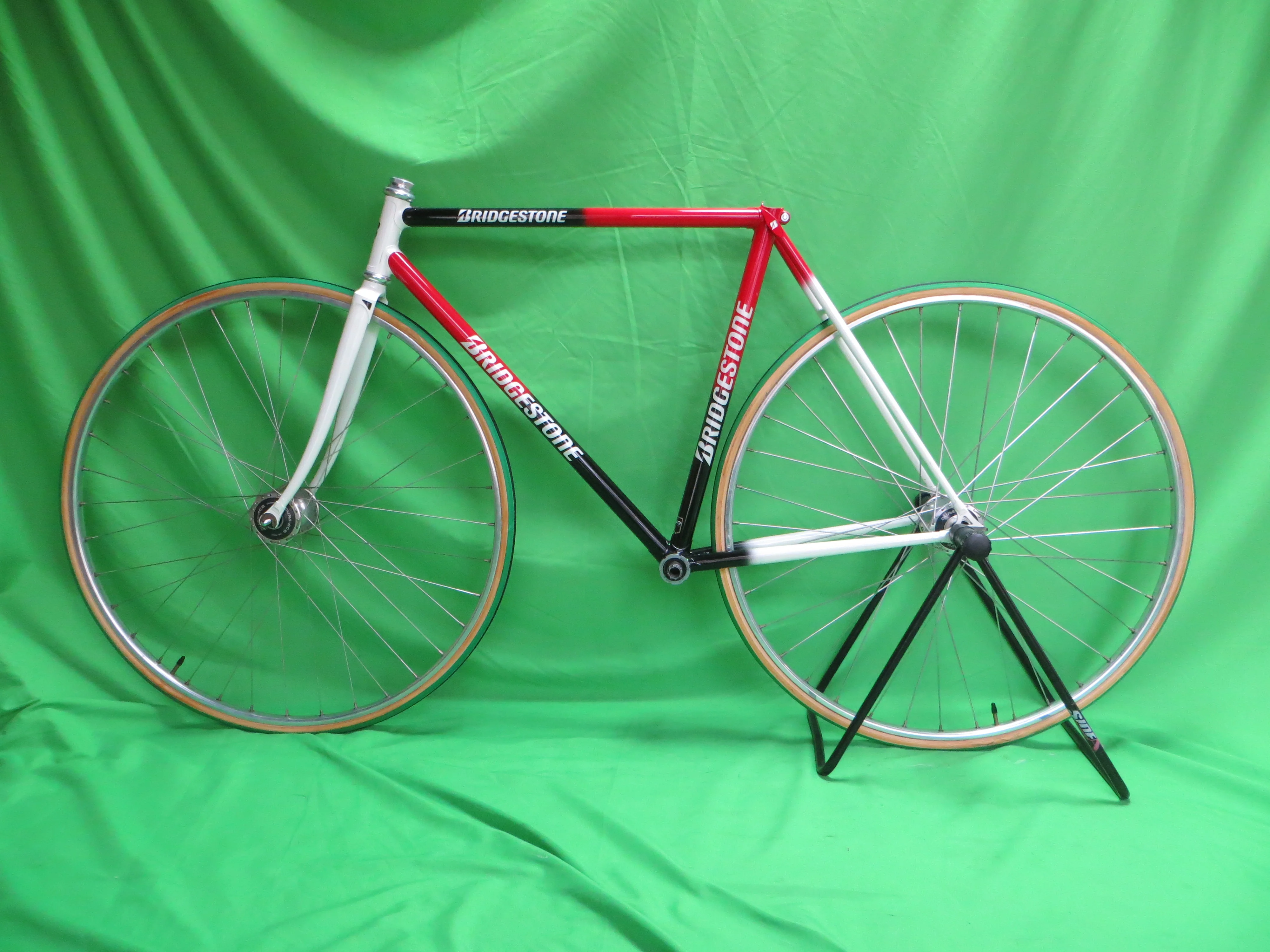 Bridgestone Kaisei 8630R // White/Black/Red Tri-color // 50.5cm - Image 17