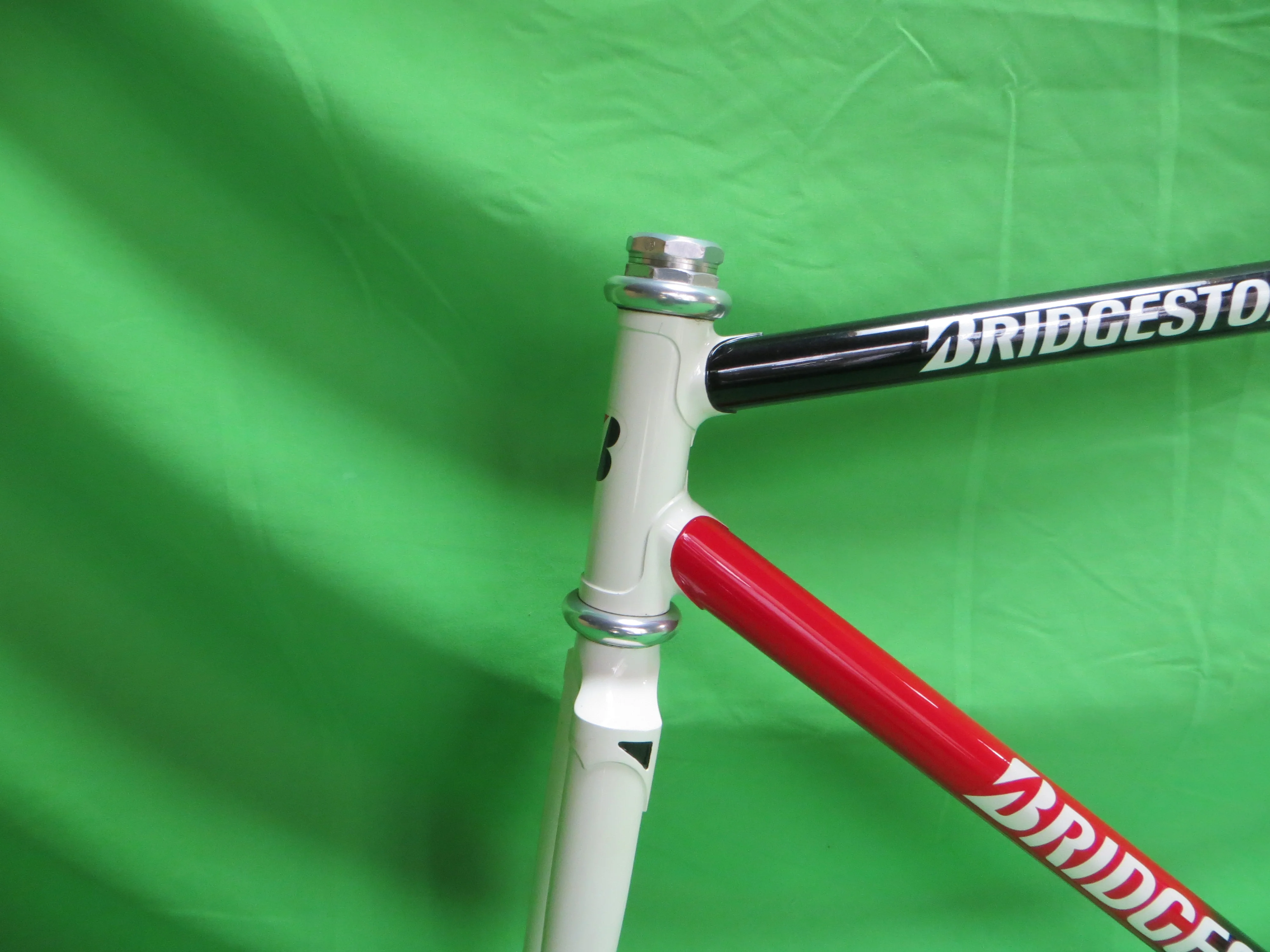 Bridgestone Kaisei 8630R // White/Black/Red Tri-color // 50.5cm - Image 2