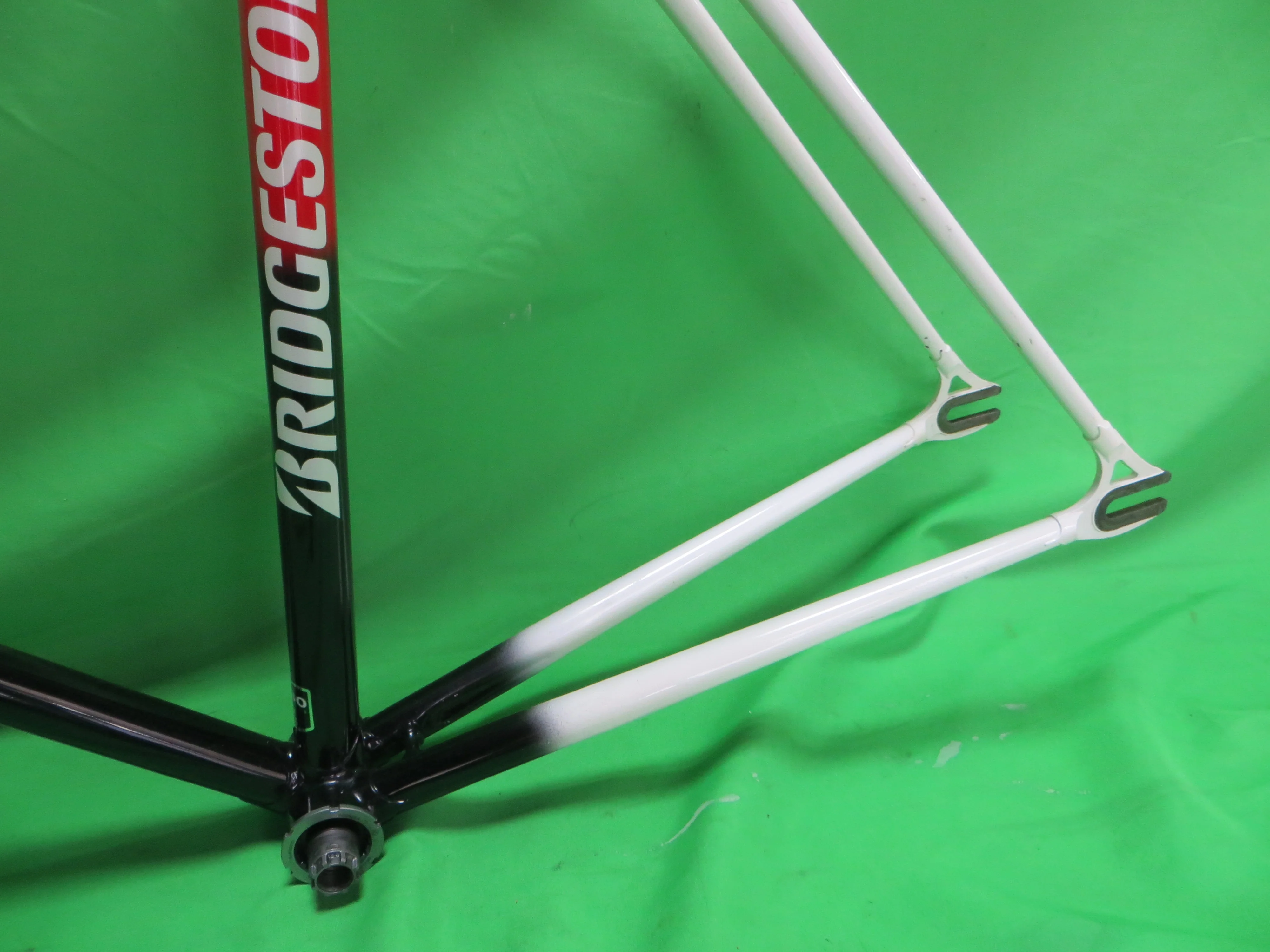 Bridgestone Kaisei 8630R // White/Black/Red Tri-color // 50.5cm - Image 7