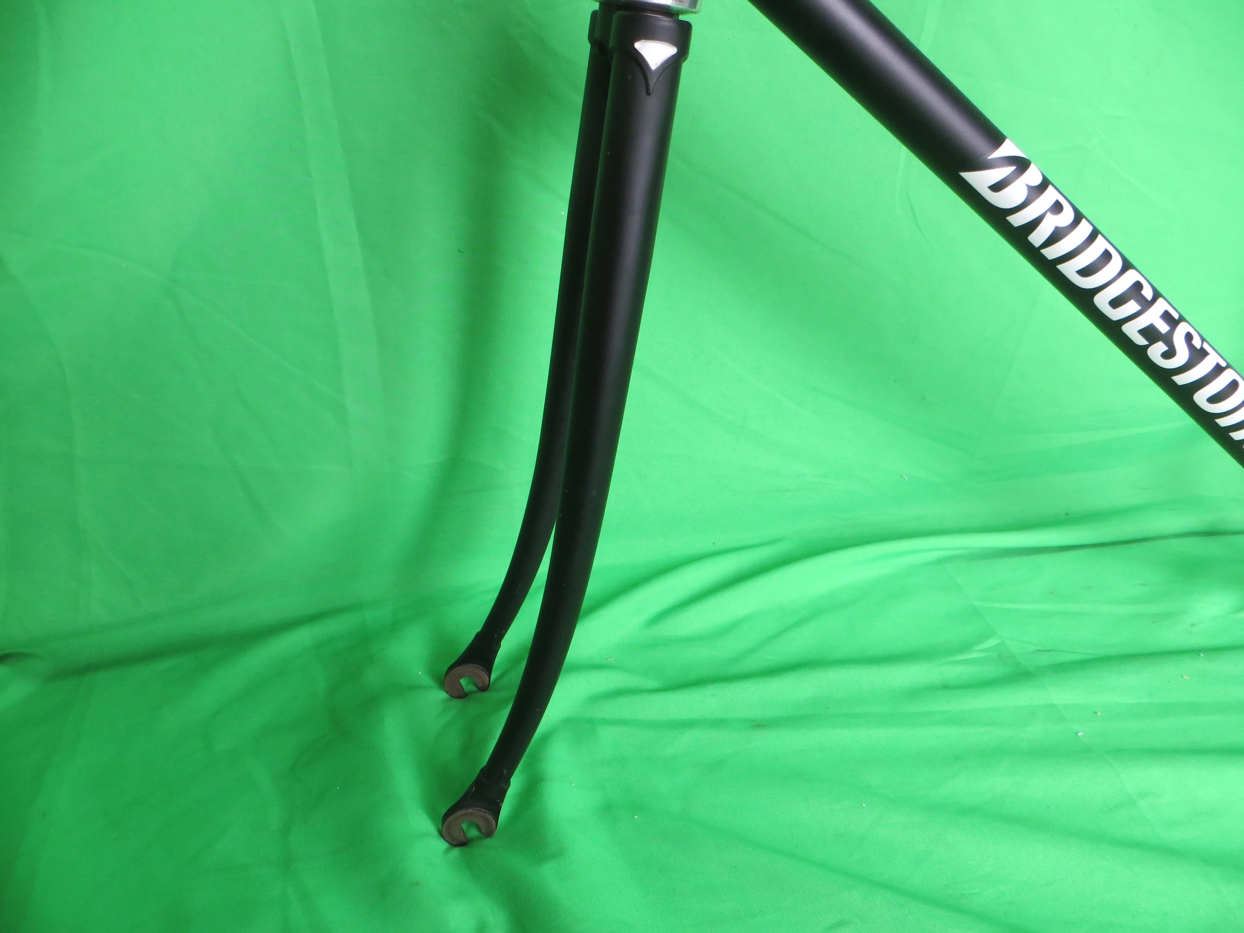 Bridgestone // Matte Black // 51.5cm - Image 3