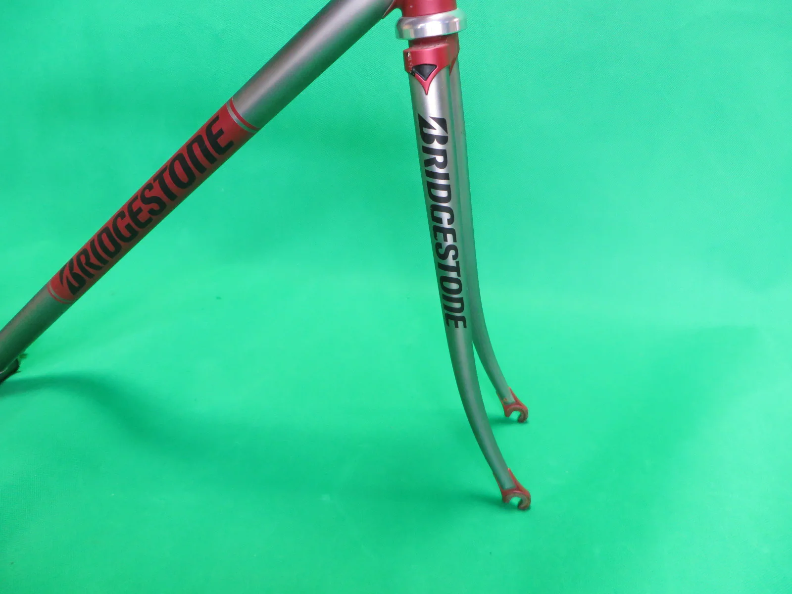 BRIDGESTONE // Matte Silver / Matte Wine Red Two Tone // Kasei 019 // 48.5cm - Image 10