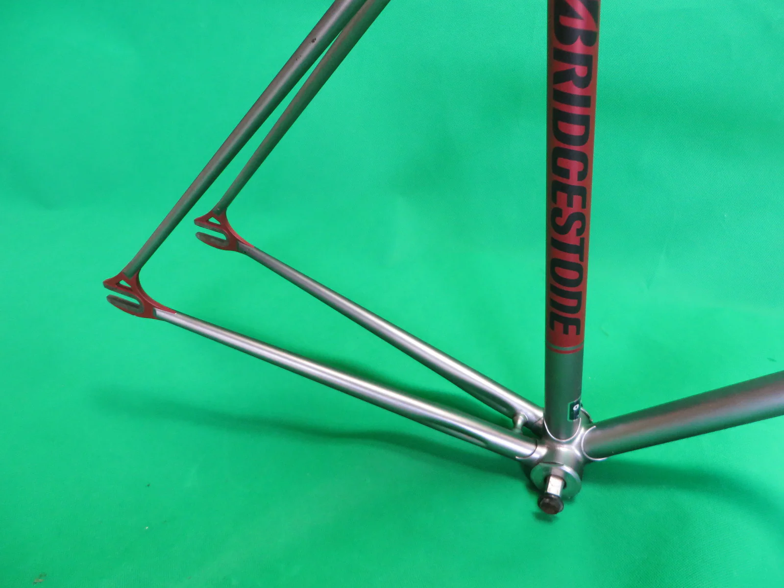 BRIDGESTONE // Matte Silver / Matte Wine Red Two Tone // Kasei 019 // 48.5cm - Image 14