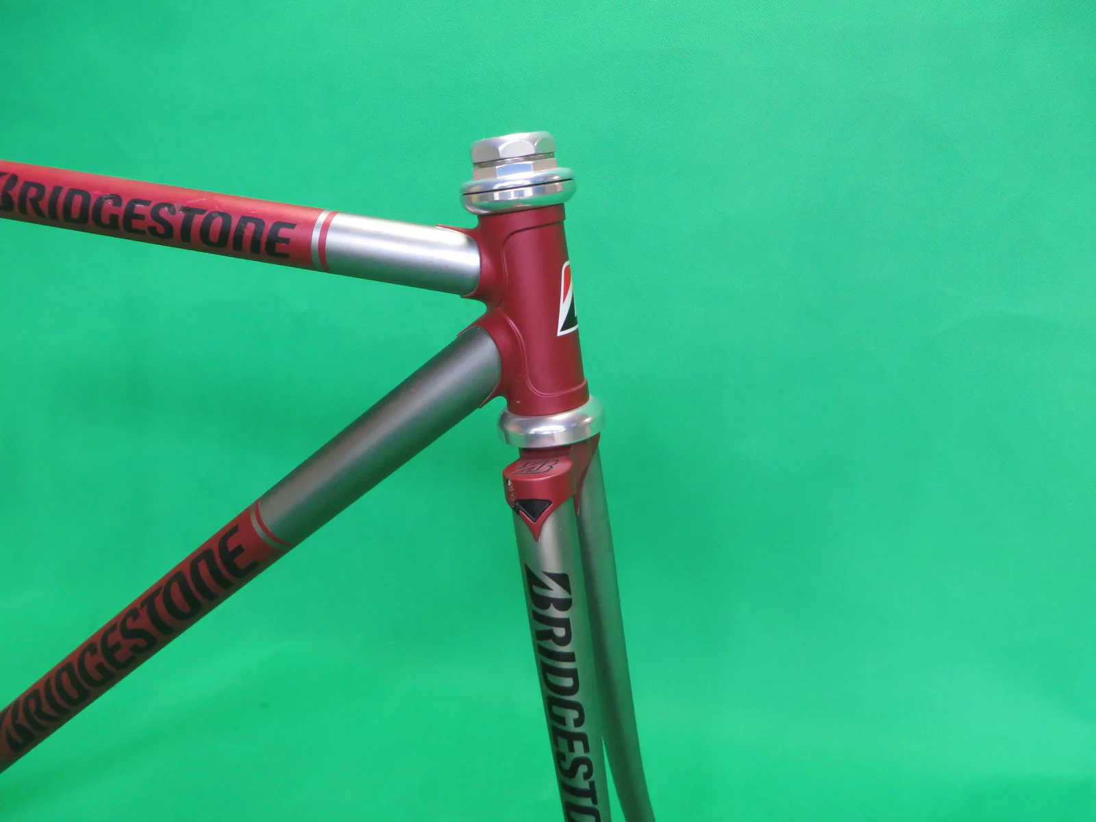 BRIDGESTONE // Matte Silver / Matte Wine Red Two Tone // Kasei 019 // 48.5cm - Image 9