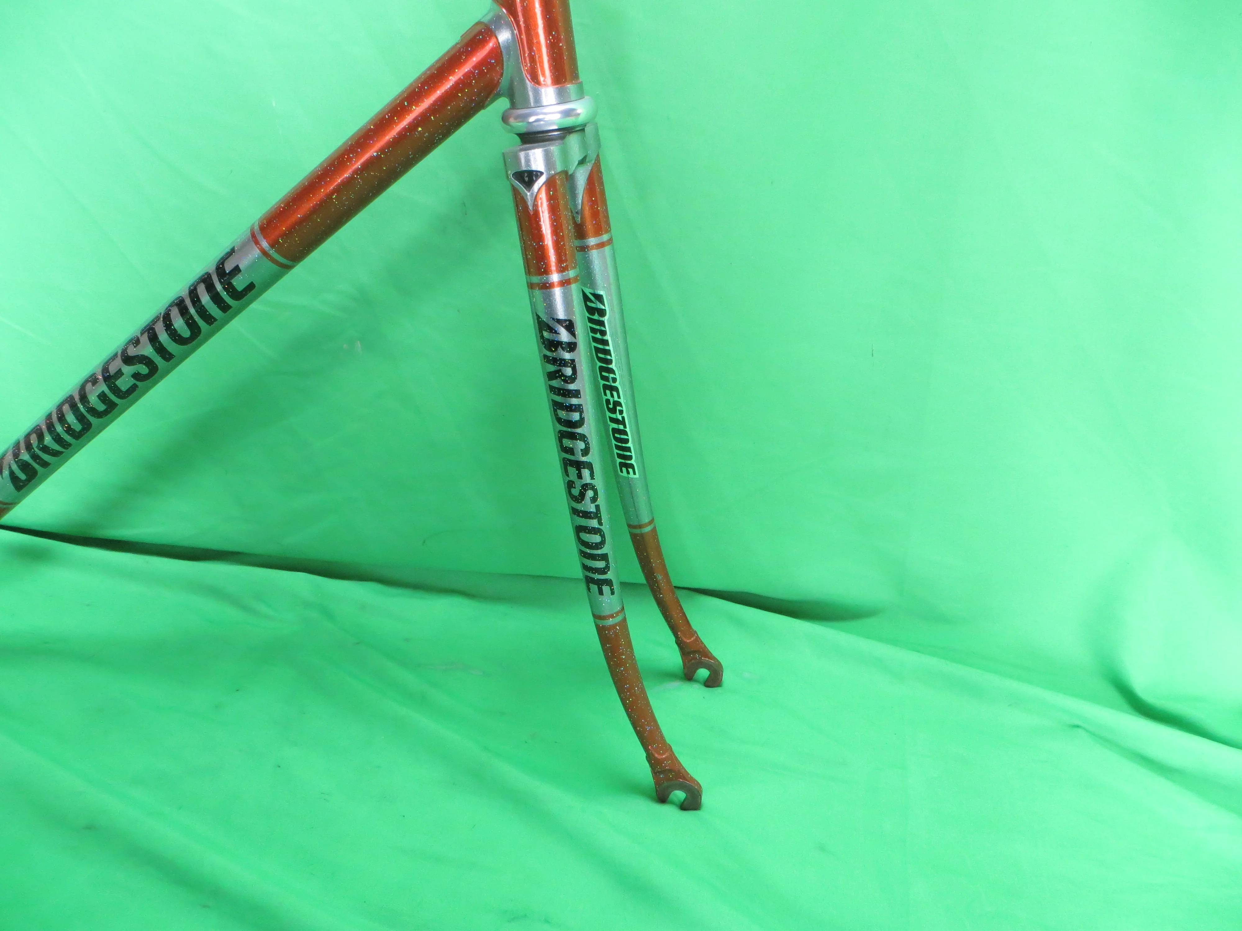 Bridgestone // Metallic Orange / Mach Silver with Rainbow Flake // 56.5cm - Image 11