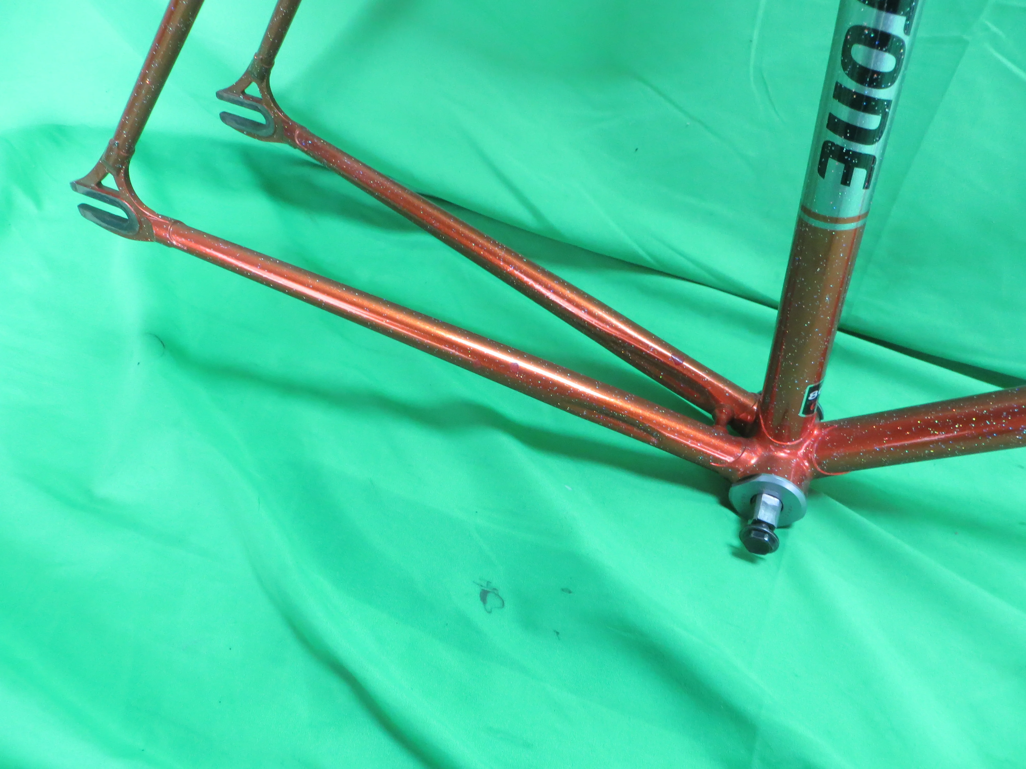 Bridgestone // Metallic Orange / Mach Silver with Rainbow Flake // 56.5cm - Image 15