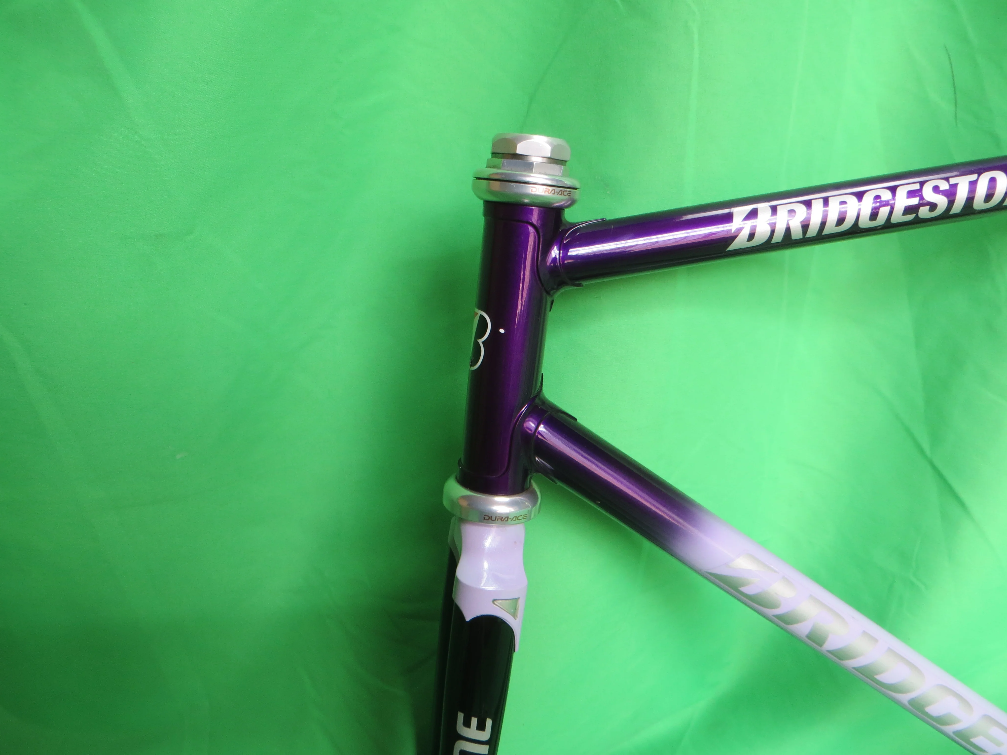 Bridgestone // Purple / MIdnight Purple / Violet Fade  // 52cm - Image 2