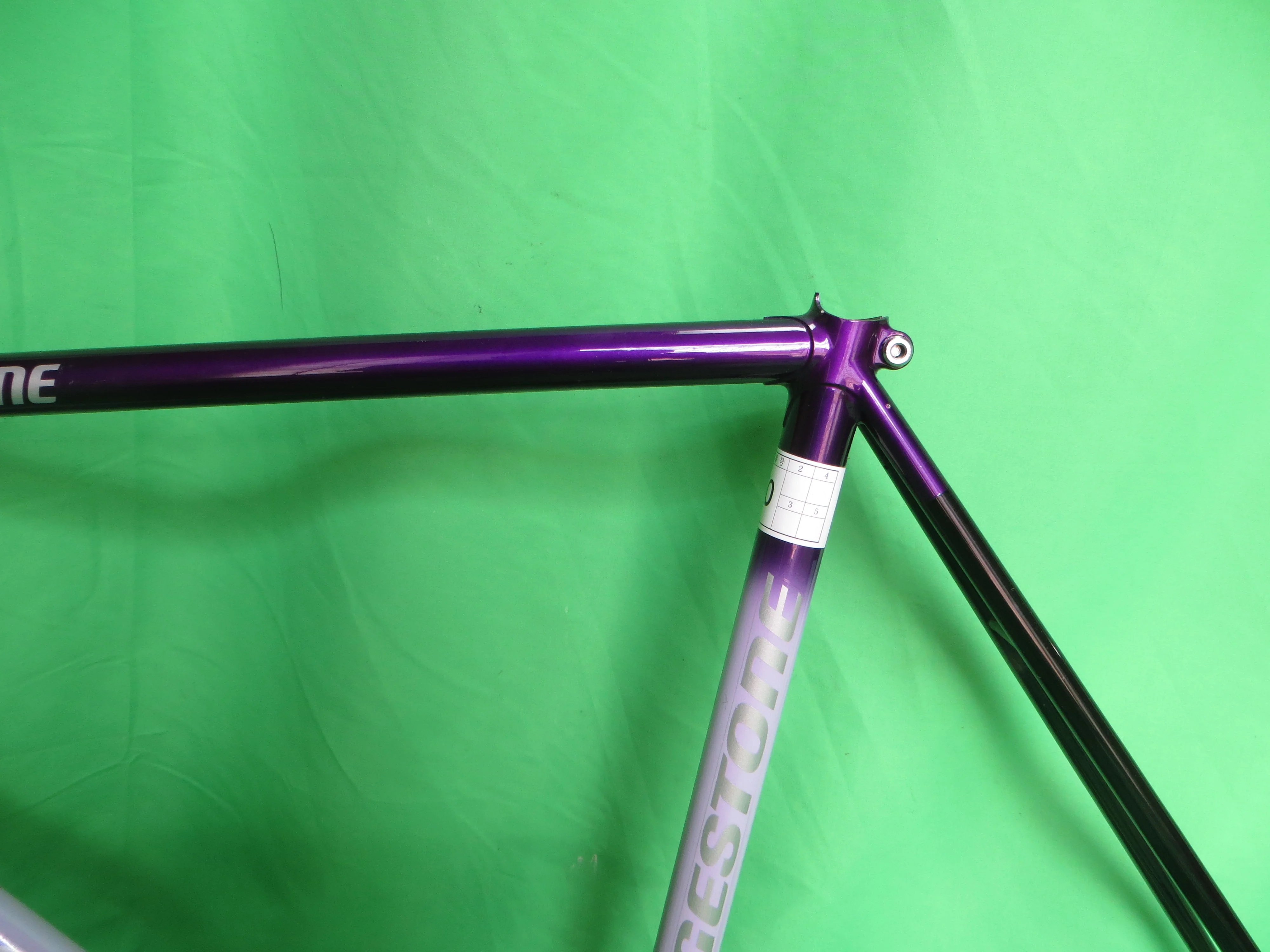 Bridgestone // Purple / MIdnight Purple / Violet Fade  // 52cm - Image 5