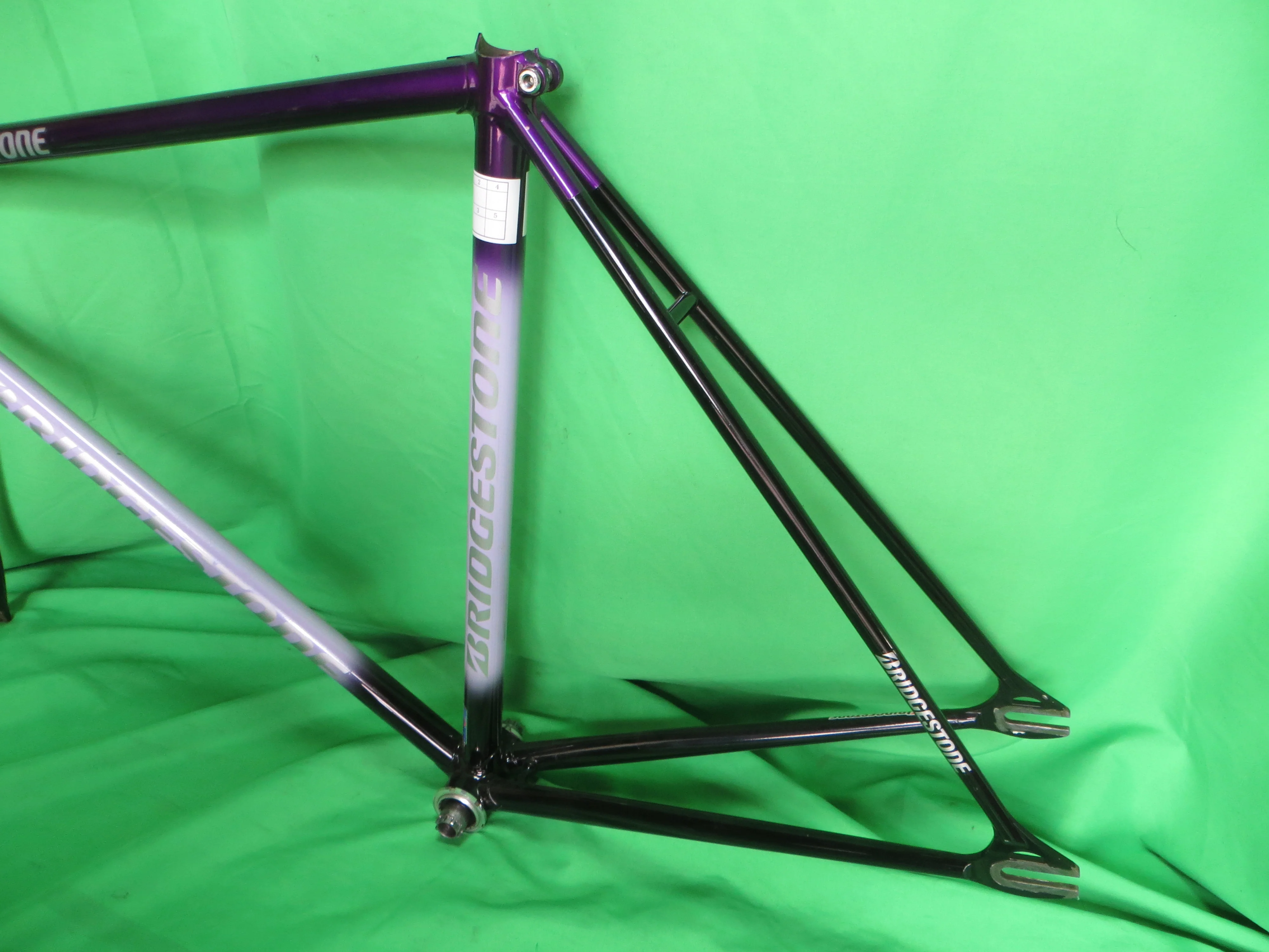 Bridgestone // Purple / MIdnight Purple / Violet Fade  // 52cm - Image 8