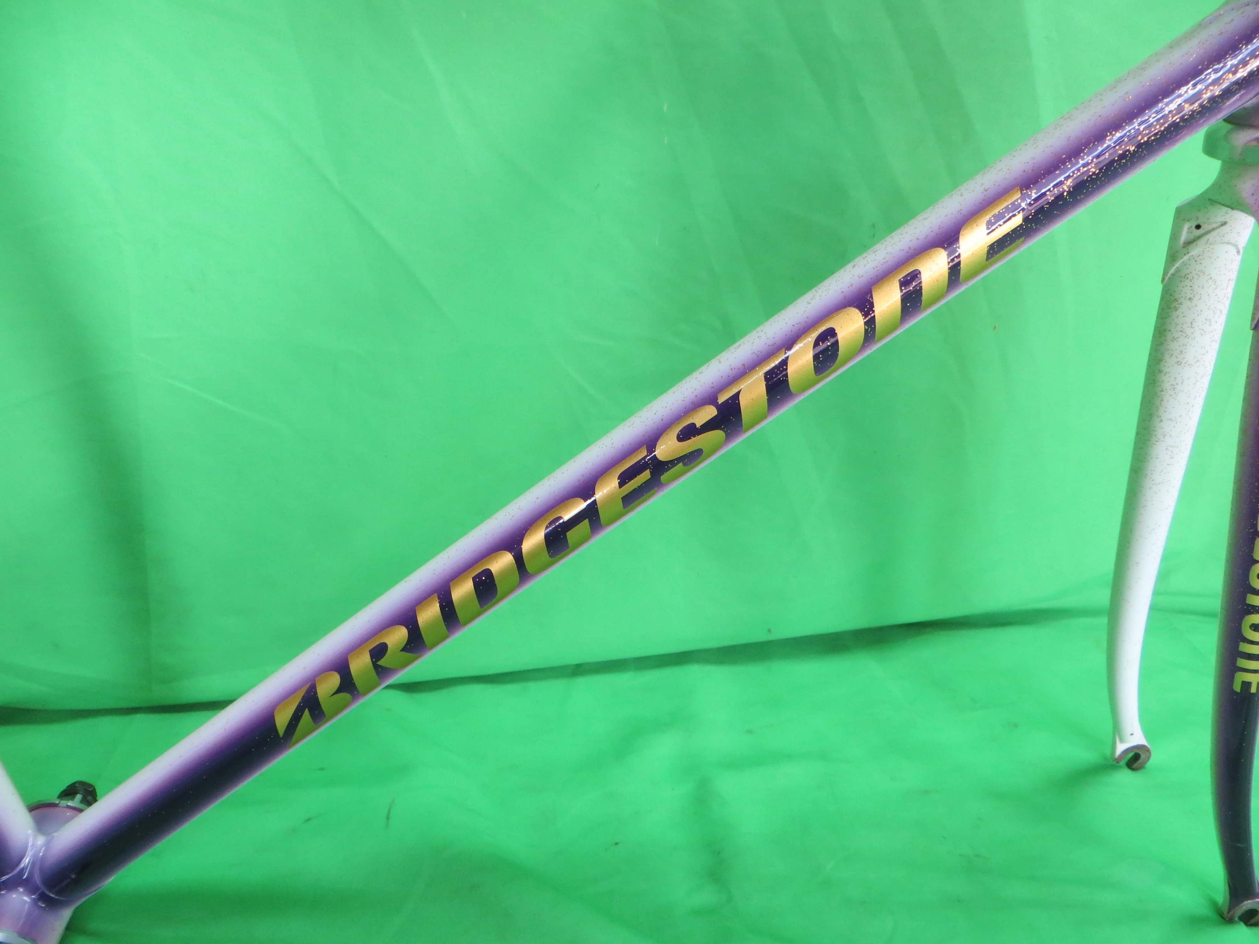 Bridgestone // Purple White Fade with Gold Flake // 51.5cm #2 - Image 13