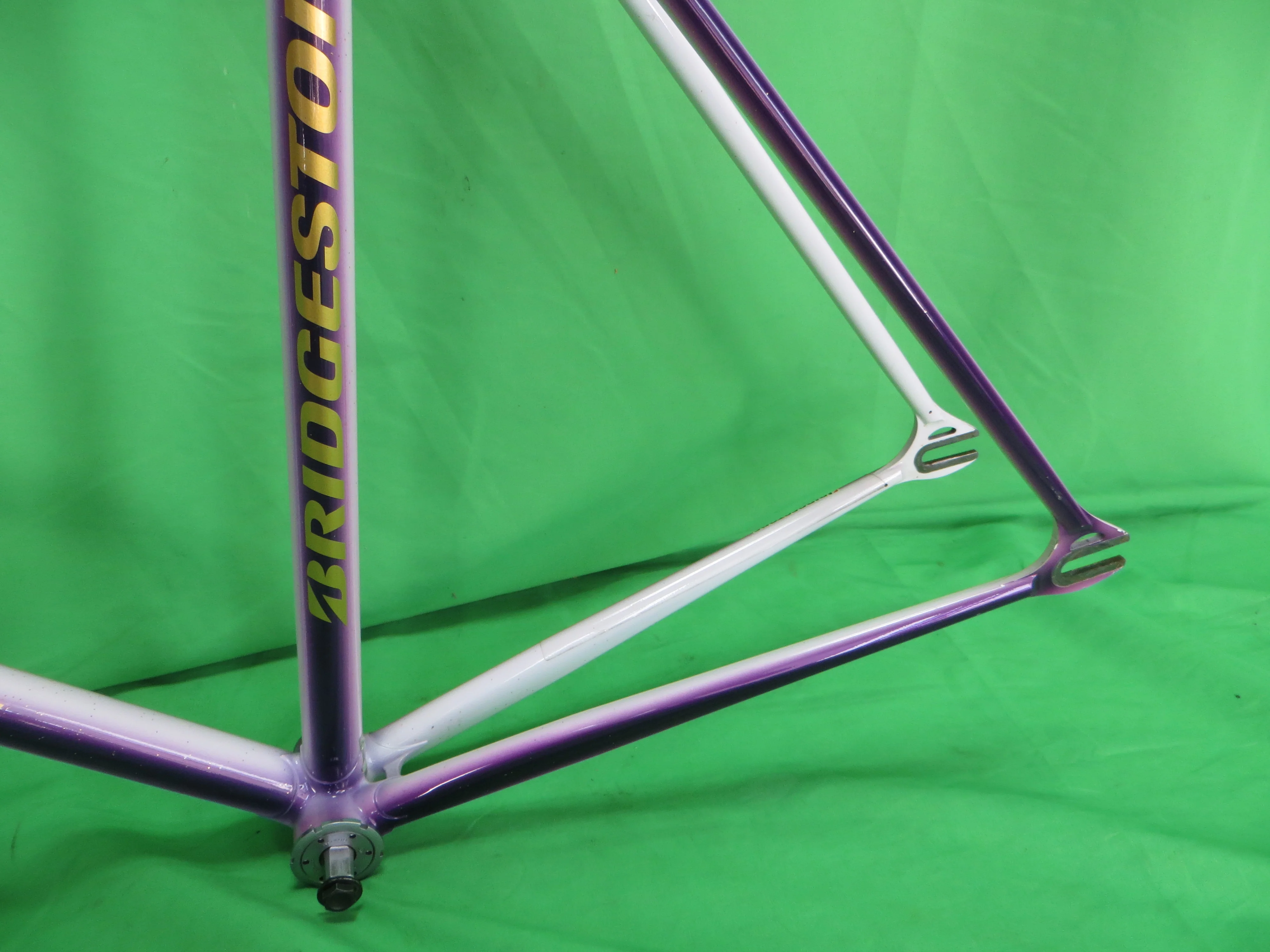 Bridgestone // Purple White Fade with Gold Flake // 51.5cm #2 - Image 7