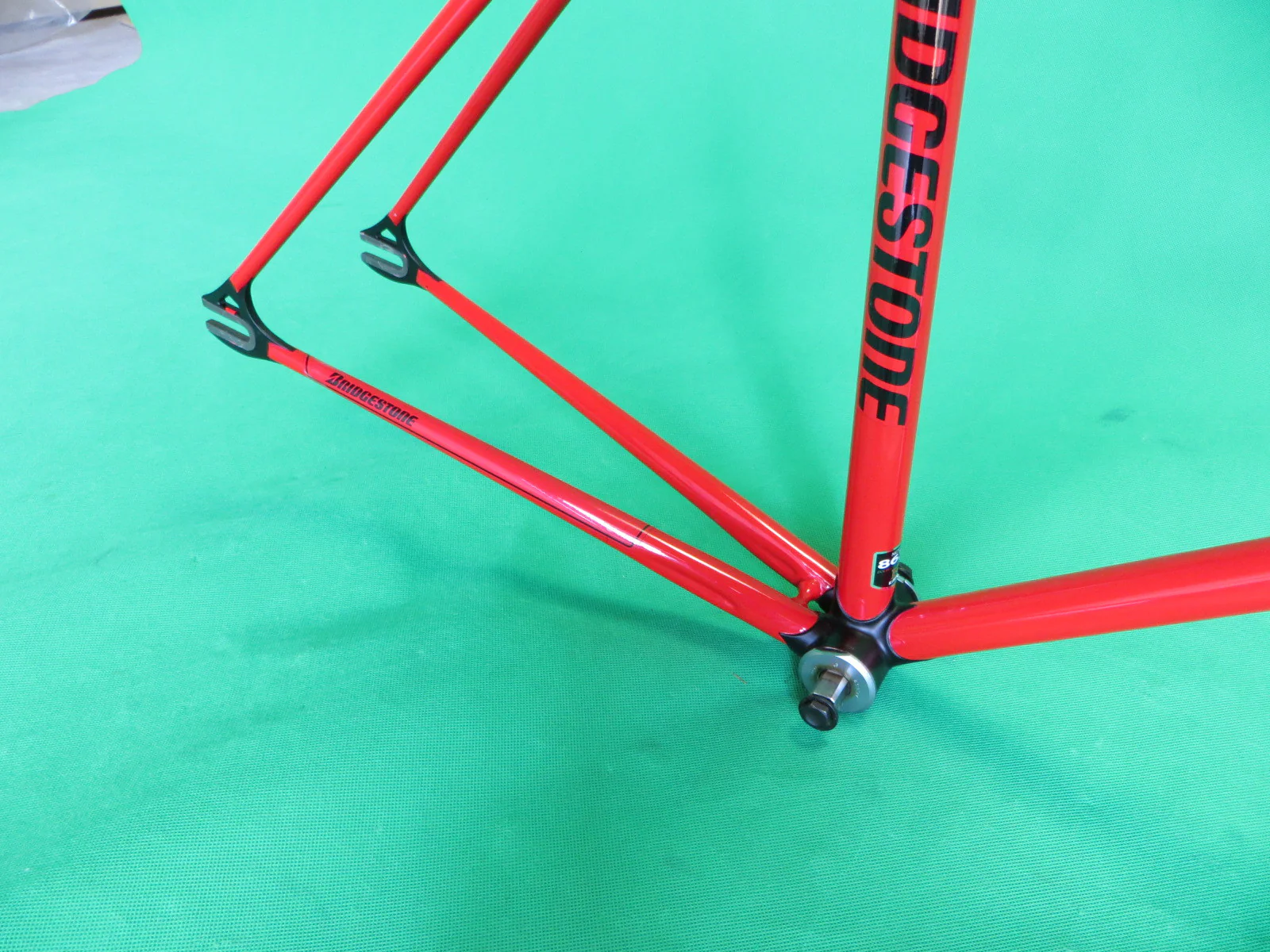 BRIDGESTONE // red w/matte black lugs // COLUMBUS MAX fork // Kasei 8630R // 49cm - Image 14