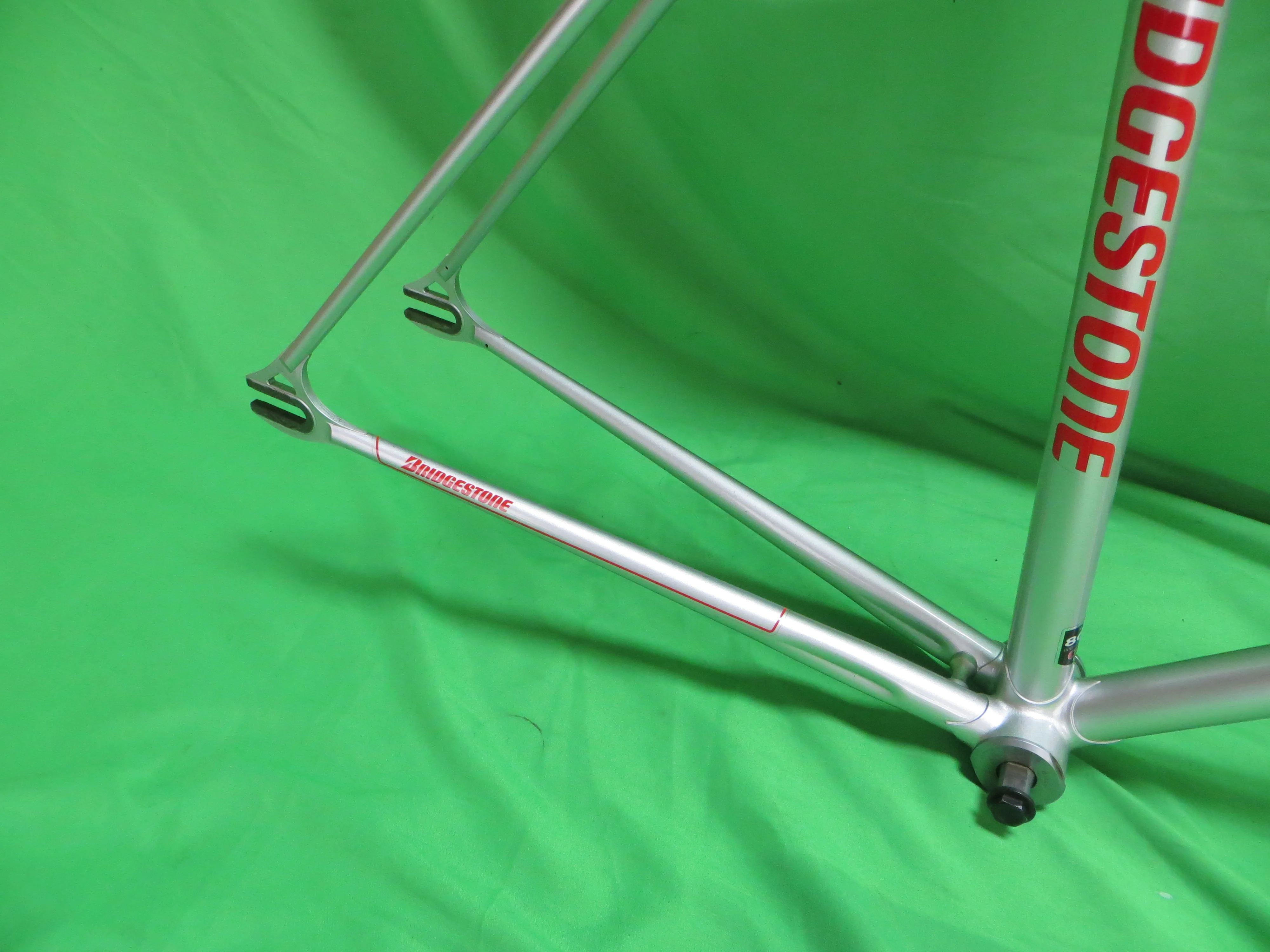 Bridgestone // Silver // 50.5cm - Image 14