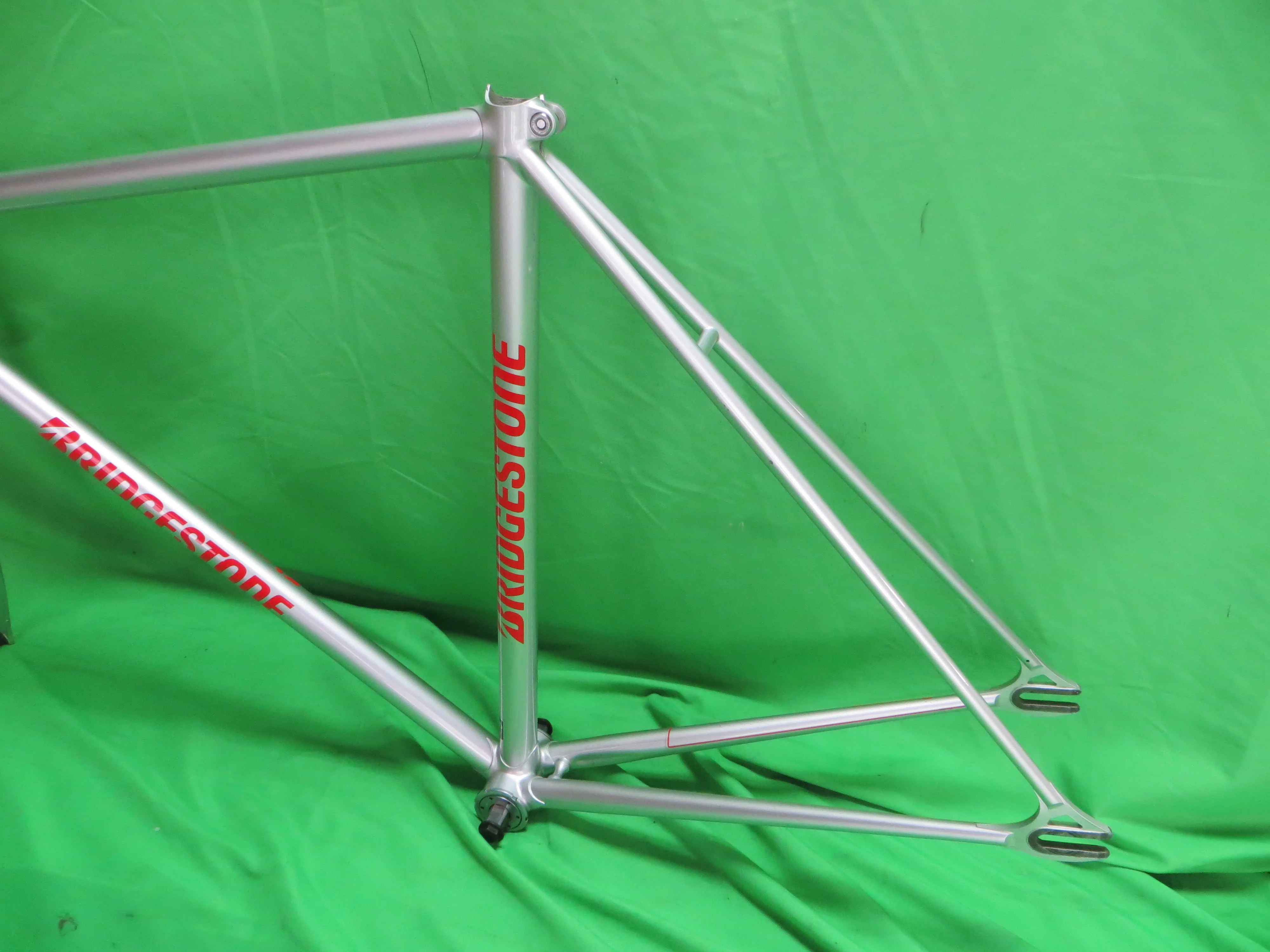 Bridgestone // Silver // 50.5cm - Image 8