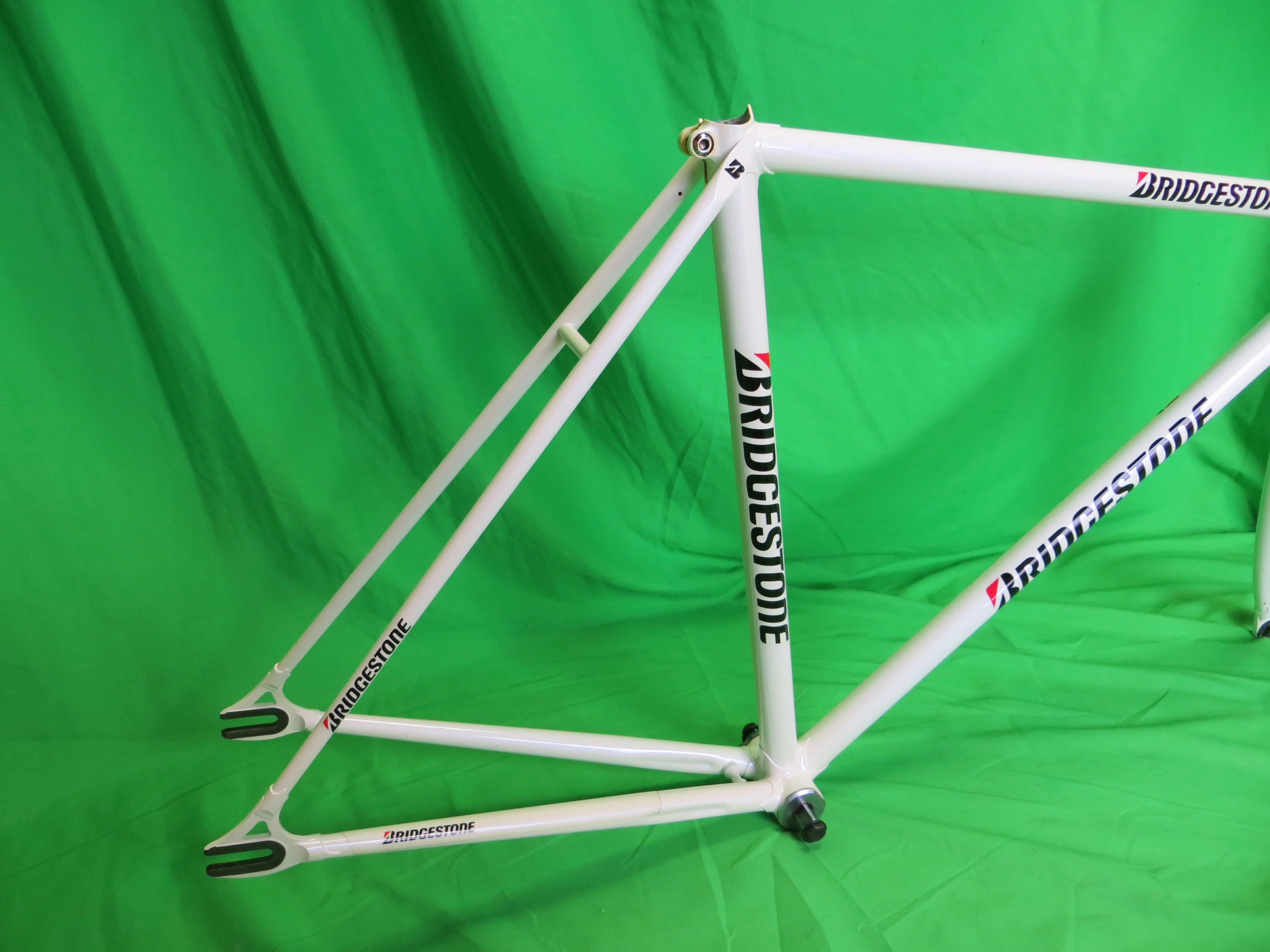Bridgestone // White // 50.5cm - Image 15
