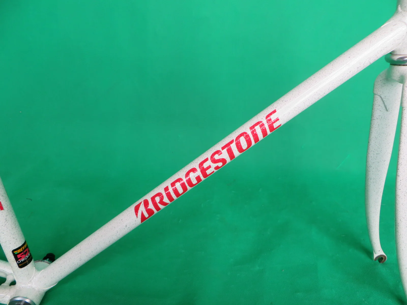 Bridgestone // White with Super Silver Flake // Columbus Max Fork // Reynolds 520 // 51.5cm - Image 13