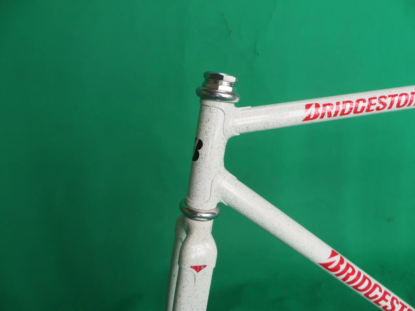 Bridgestone // White with Super Silver Flake // Columbus Max Fork // Reynolds 520 // 51.5cm - Image 2