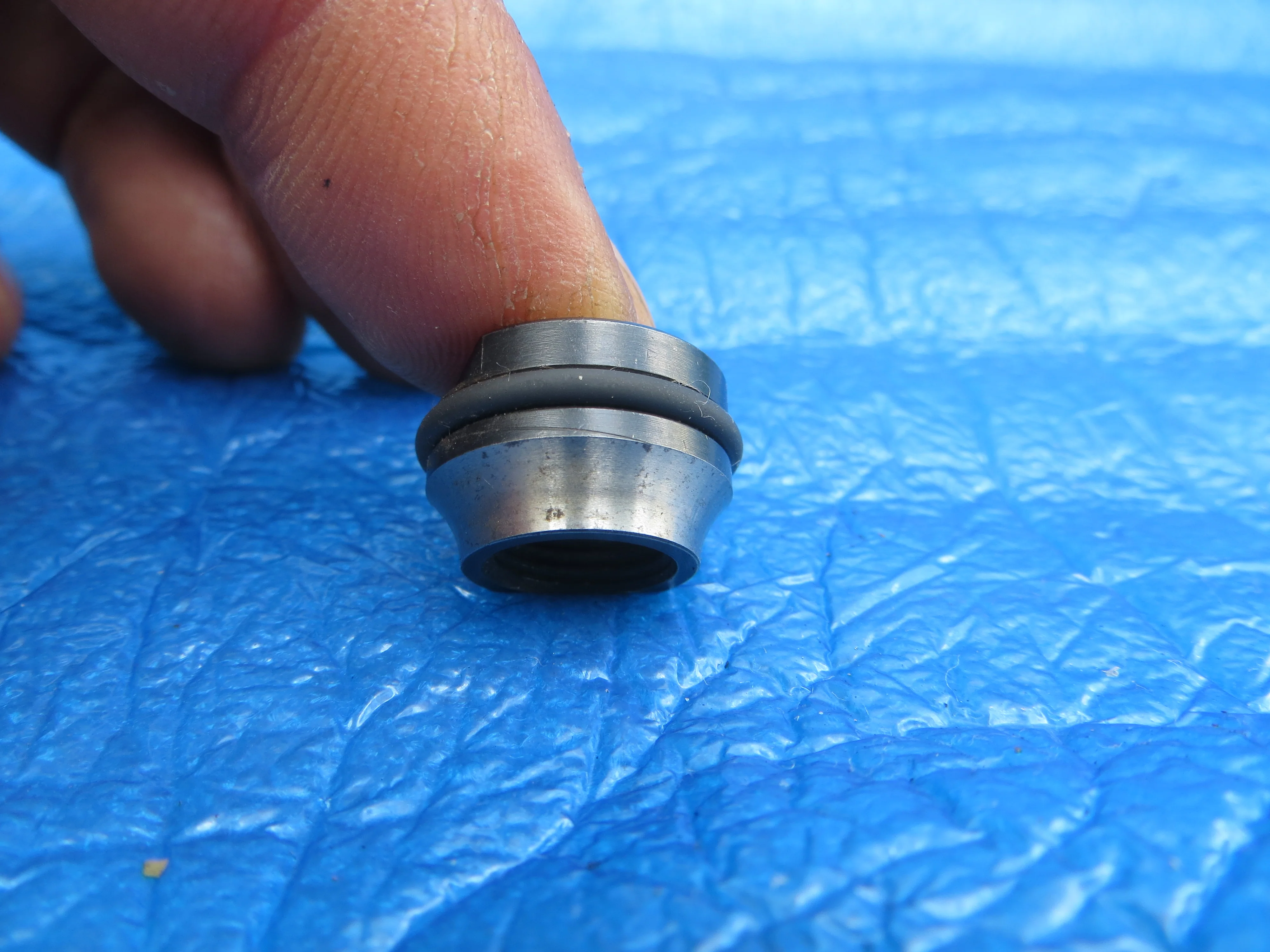 Campagnolo NJS Rear Hub Cone (25080301) - Image 3