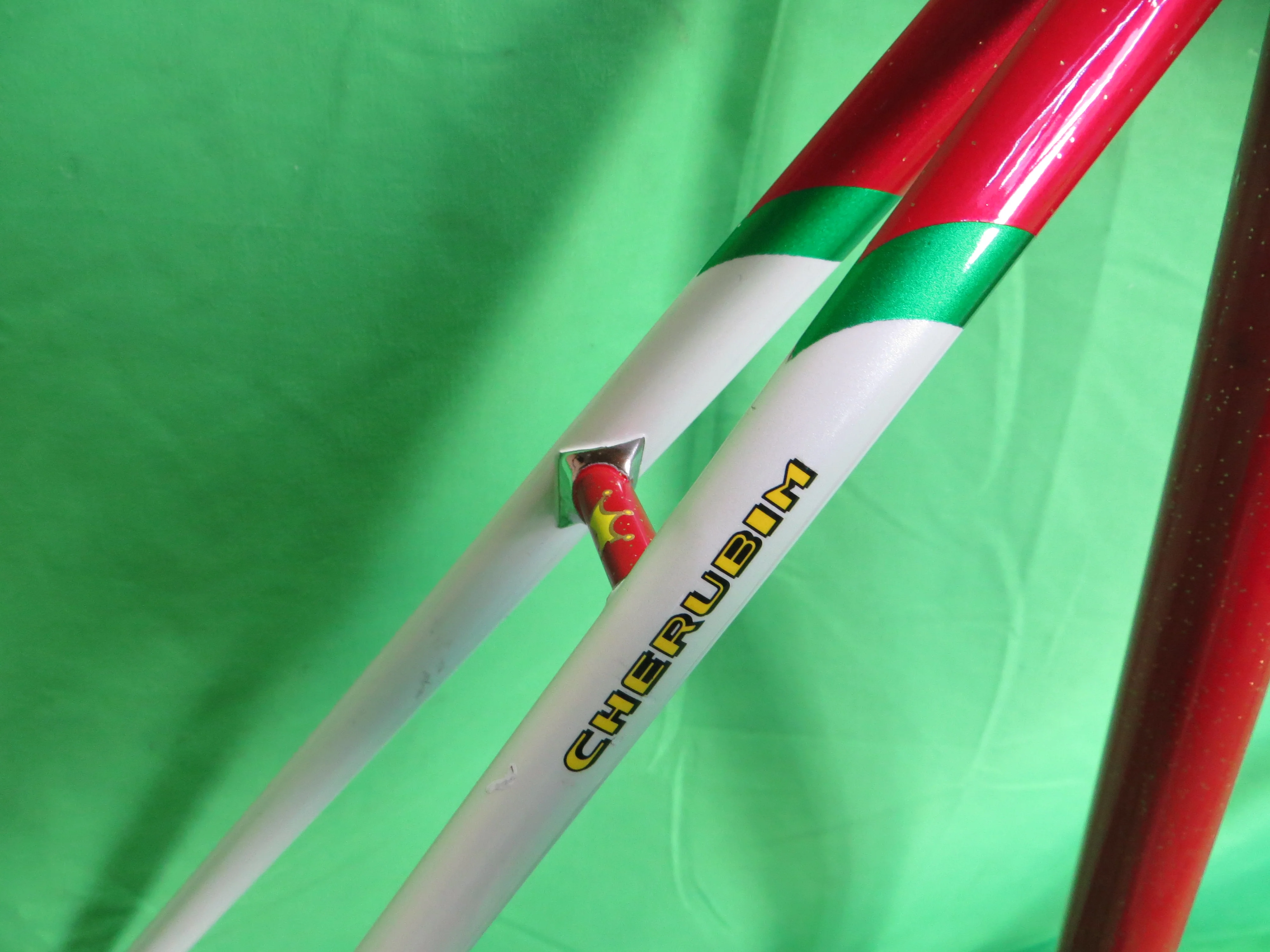 Cherubim Columbus Max Fork/ Zona // Red with Gold Flake/ White / Green Tricolor // 51.5cm - Image 18