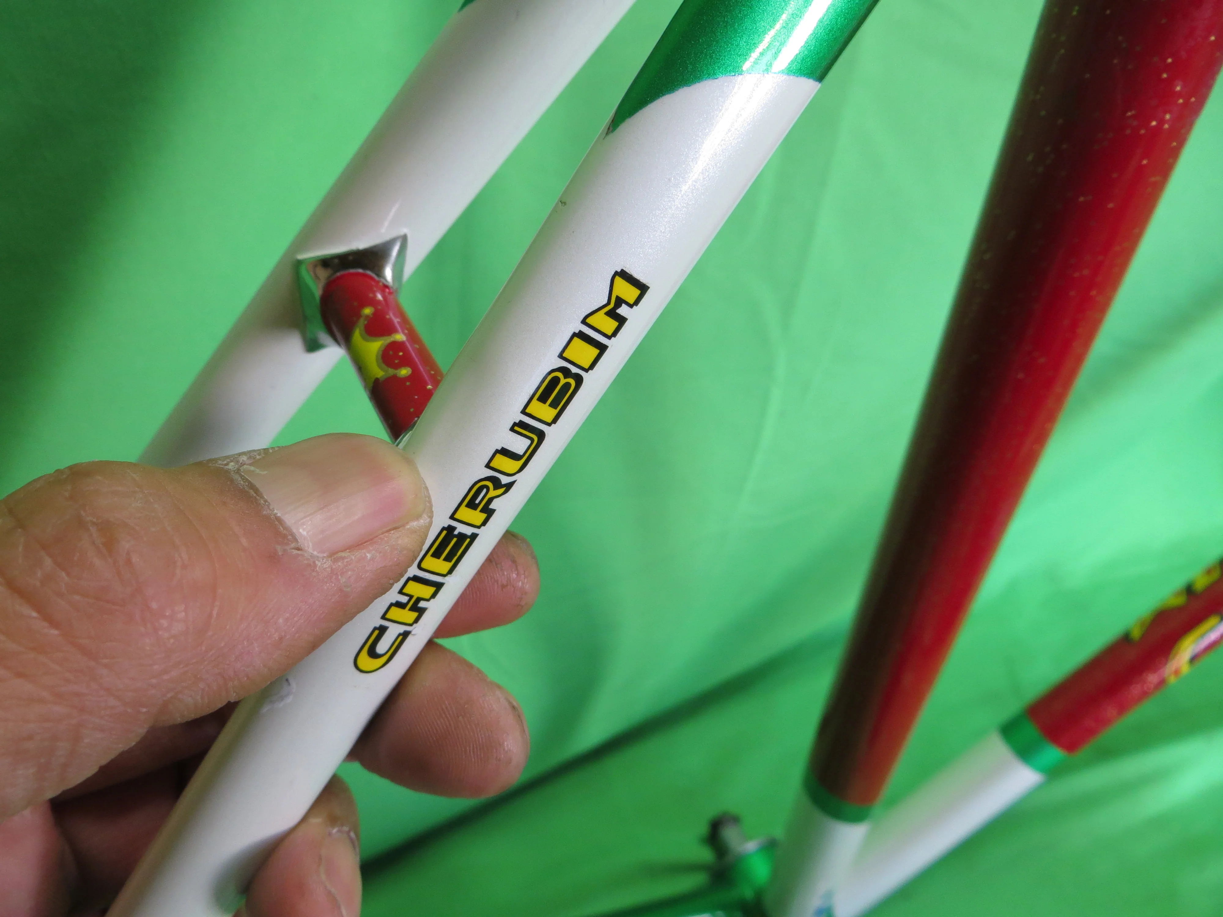 Cherubim Columbus Max Fork/ Zona // Red with Gold Flake/ White / Green Tricolor // 51.5cm - Image 19