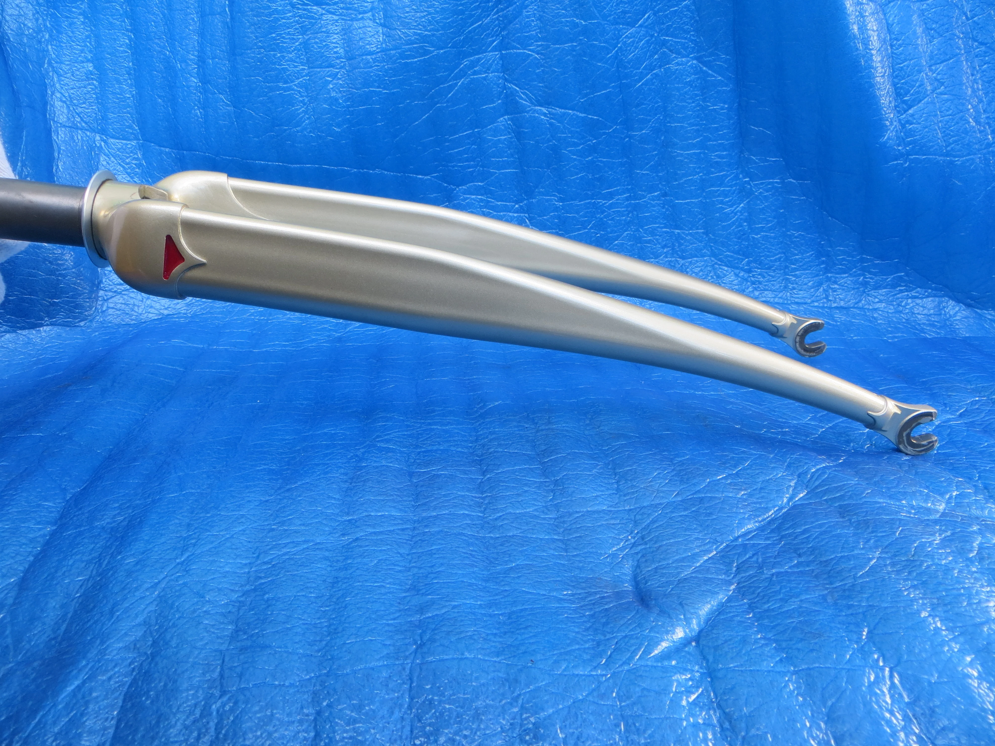 Cherubim Columbus Max Front Fork 147mm Steering Column Length /9mm Axle Slot /251209 - Image 3