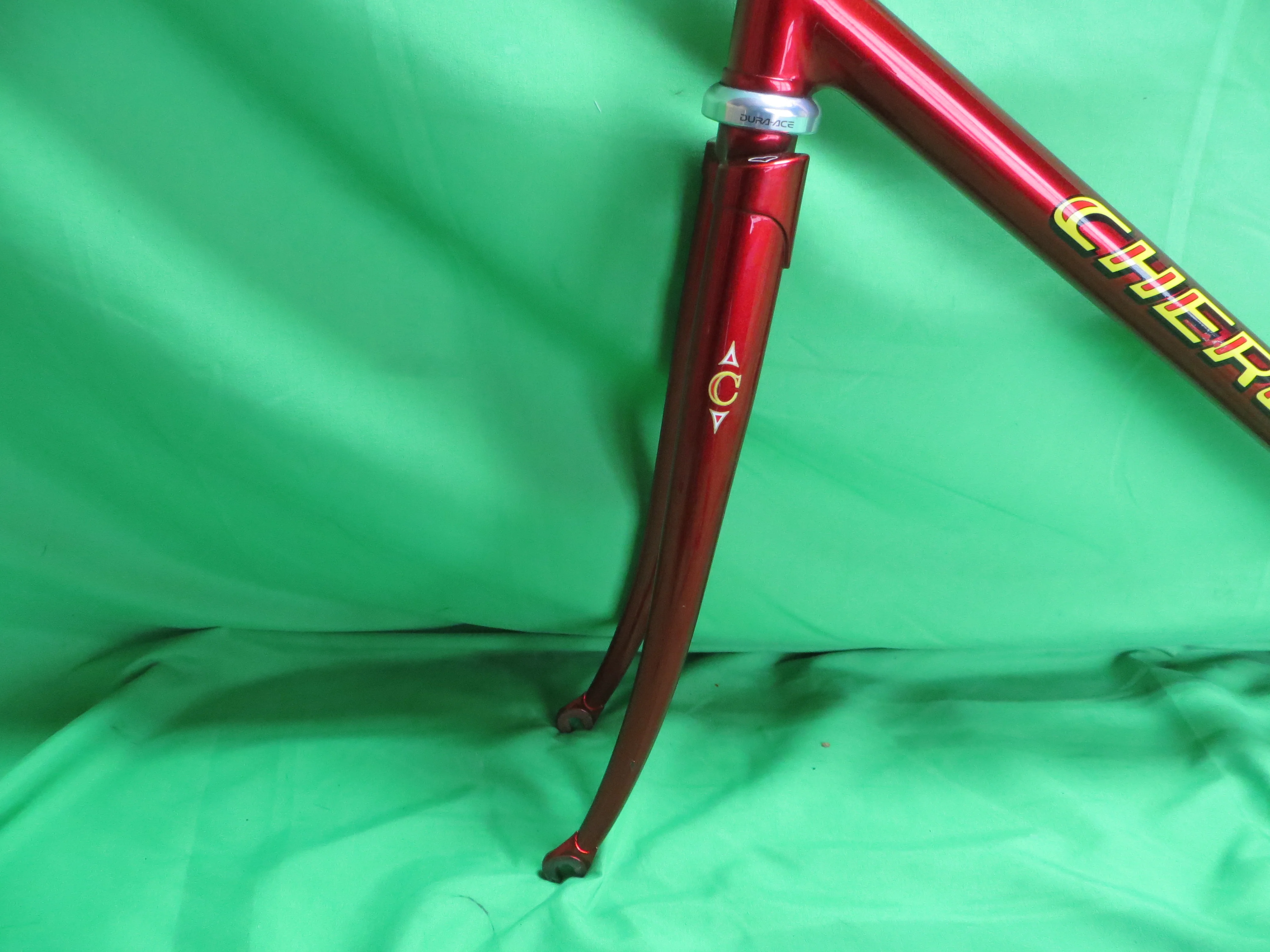 Cherubim Lugless!  // Red Metallic / Clear Black // 54.5cm - Image 3