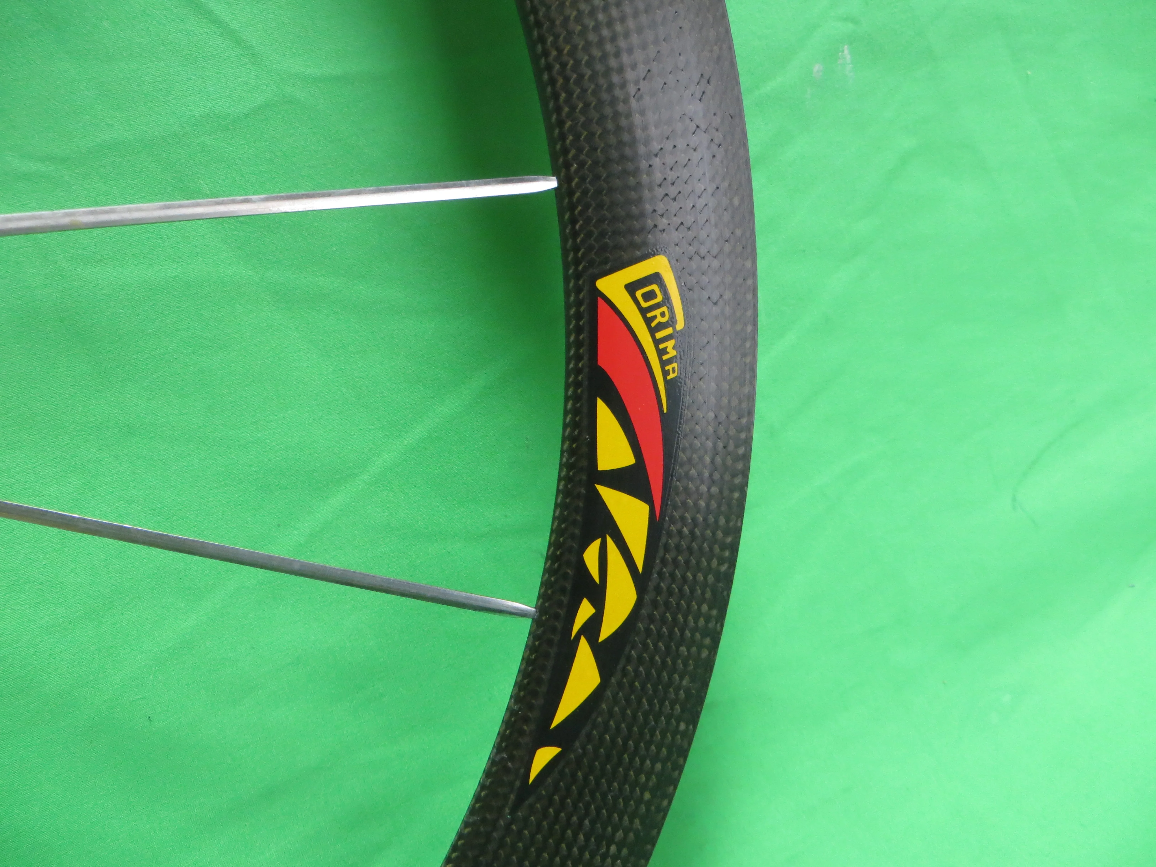 Corima Carbon / Zipp Hub 16H Front Wheel Tubular 24" - Image 6