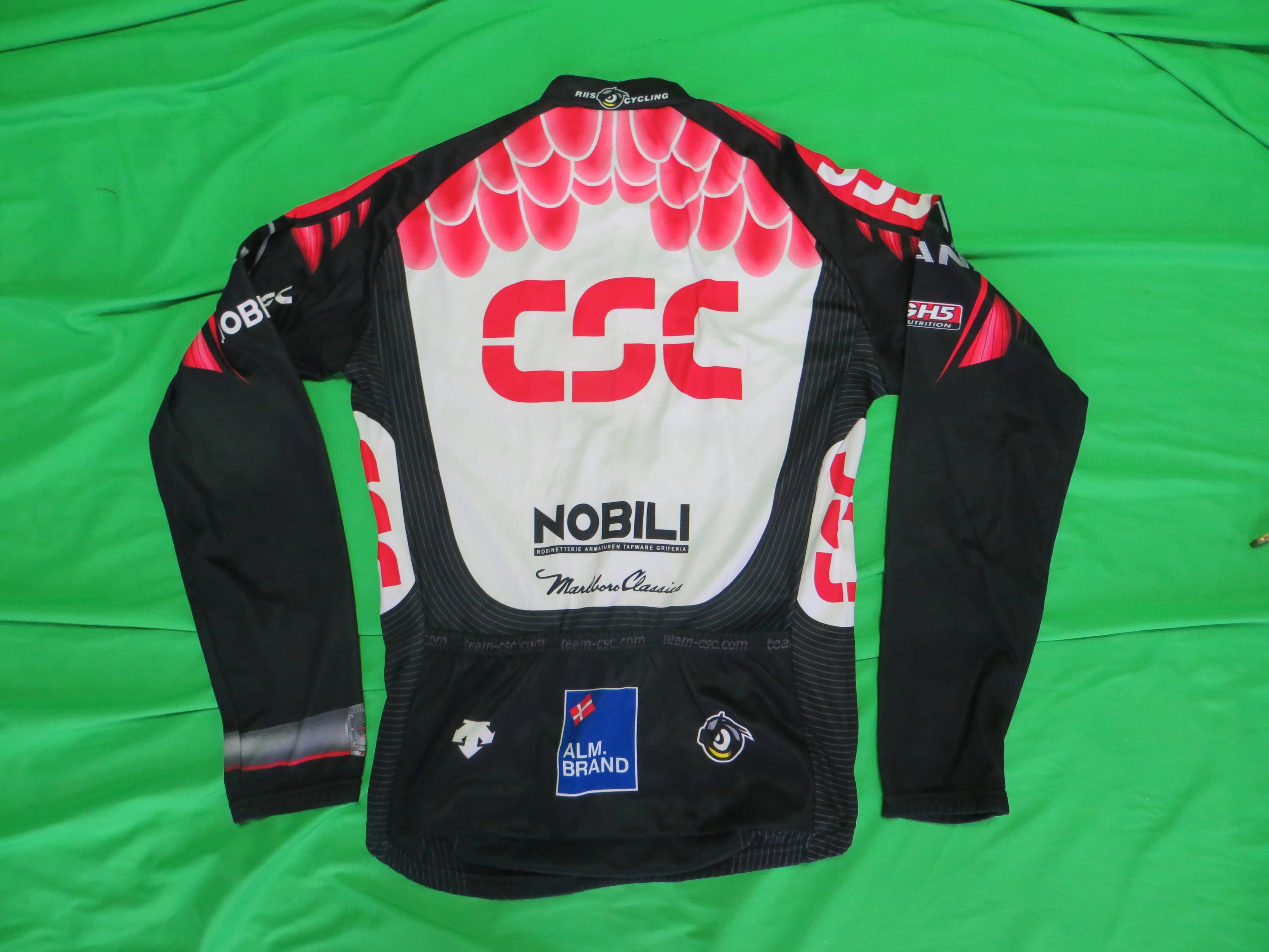 Descente Long Sleeve Jersey Japanese 3L Size (American XL) - Image 2