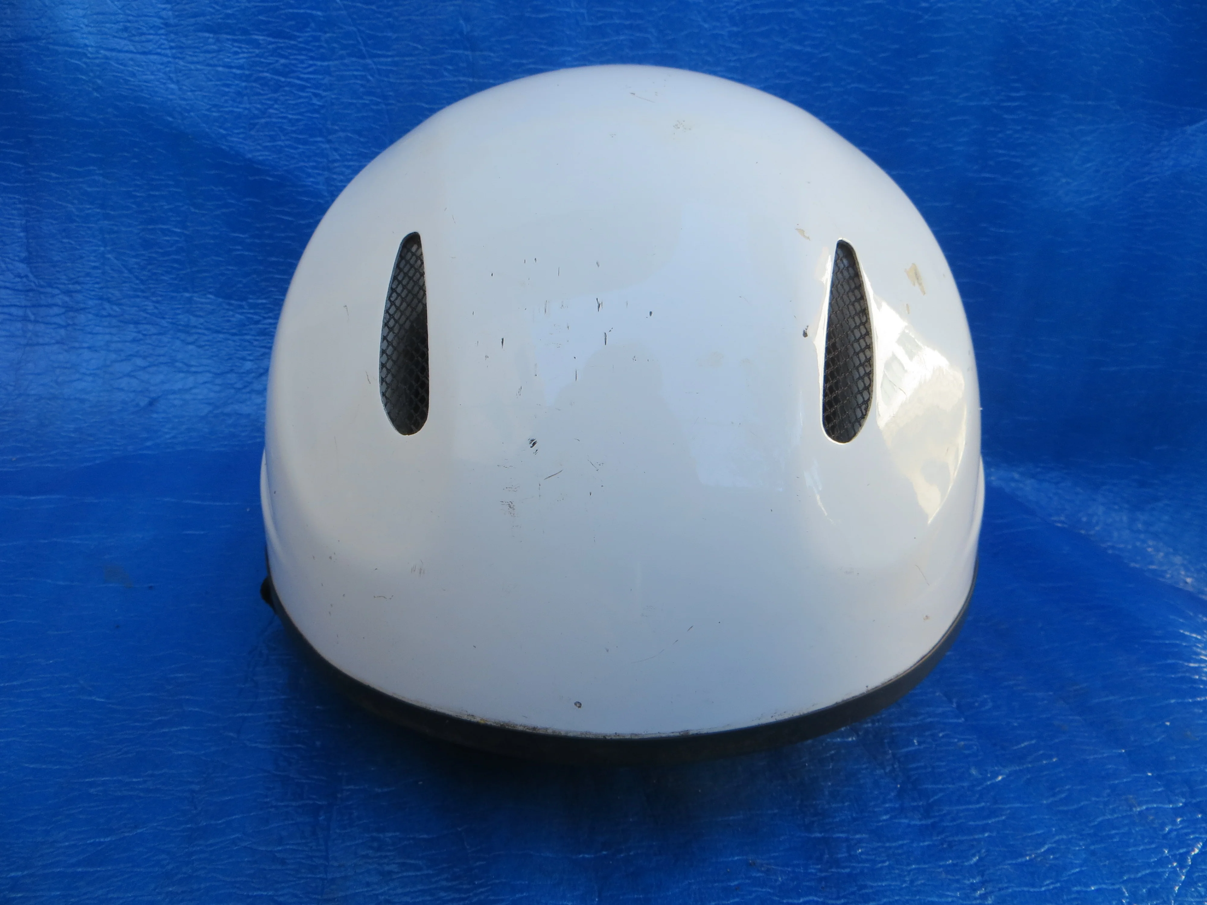DIC NJS Approved Keirin Track Helmet S-size 55cm-56cm /250211 - Image 3