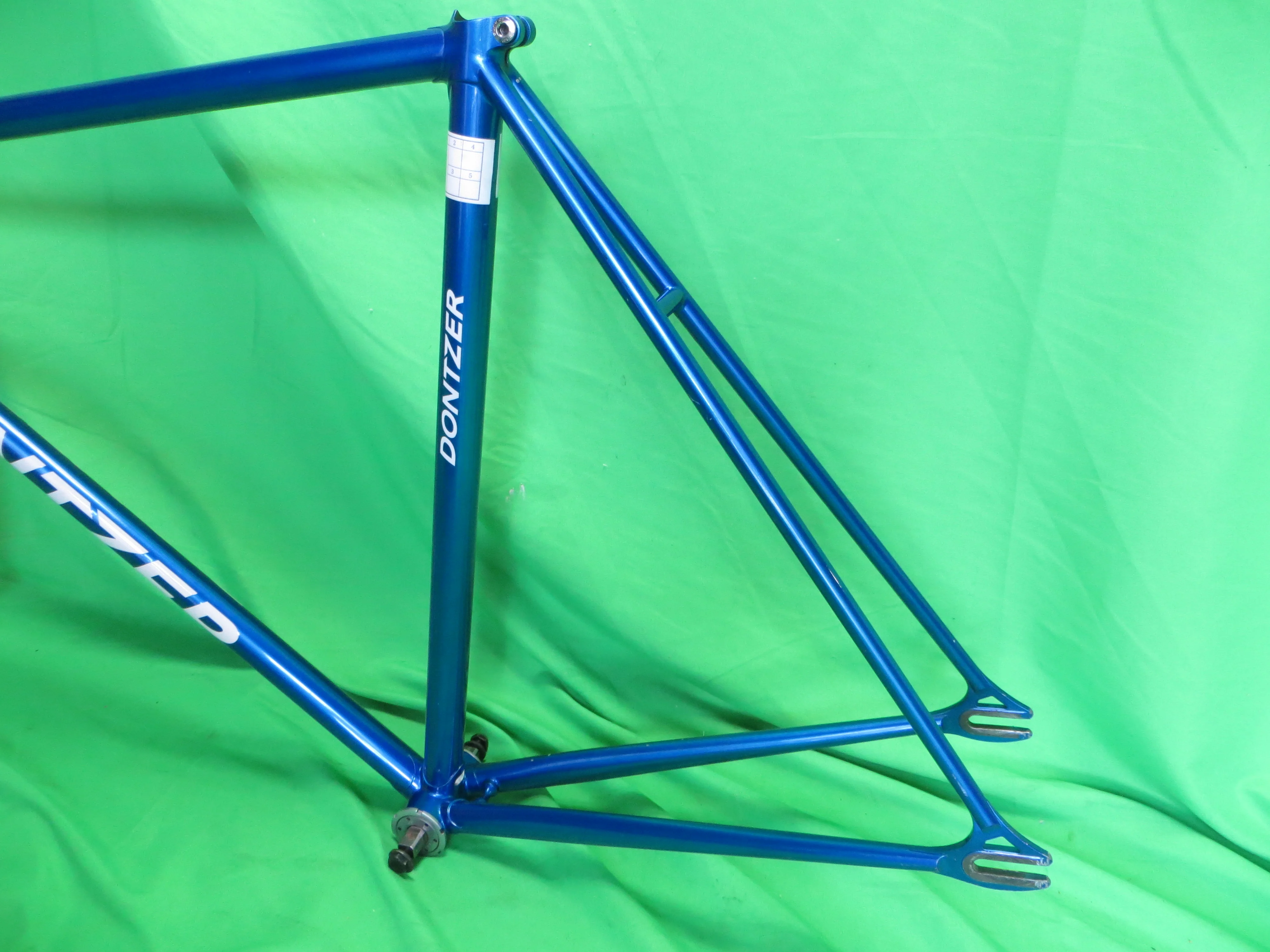 Dontzer // Deep Blue Metallic // 54.5cm - Image 8