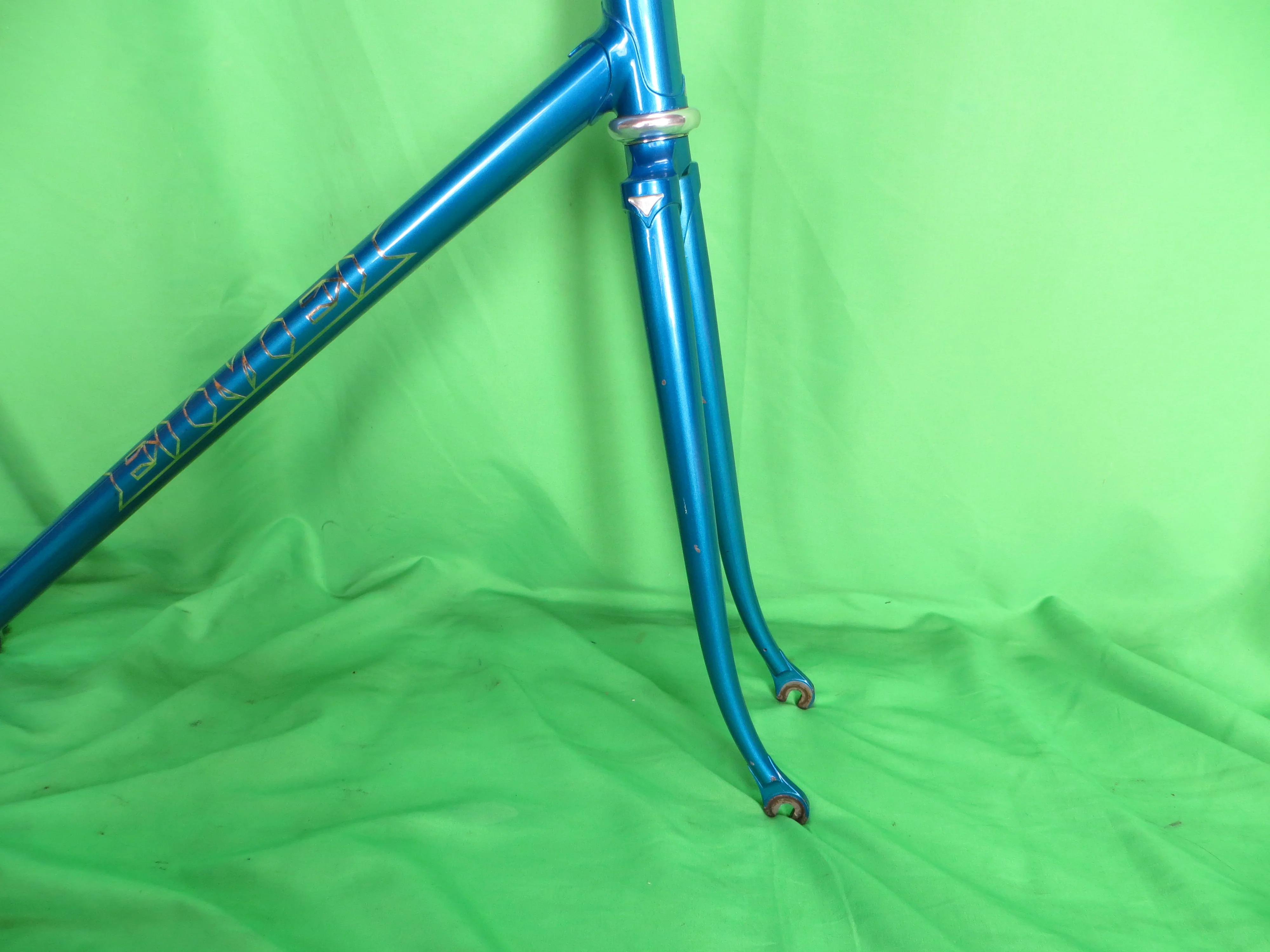 EIMEI // Blue Metallic / Clear Black // 58cm - Image 10