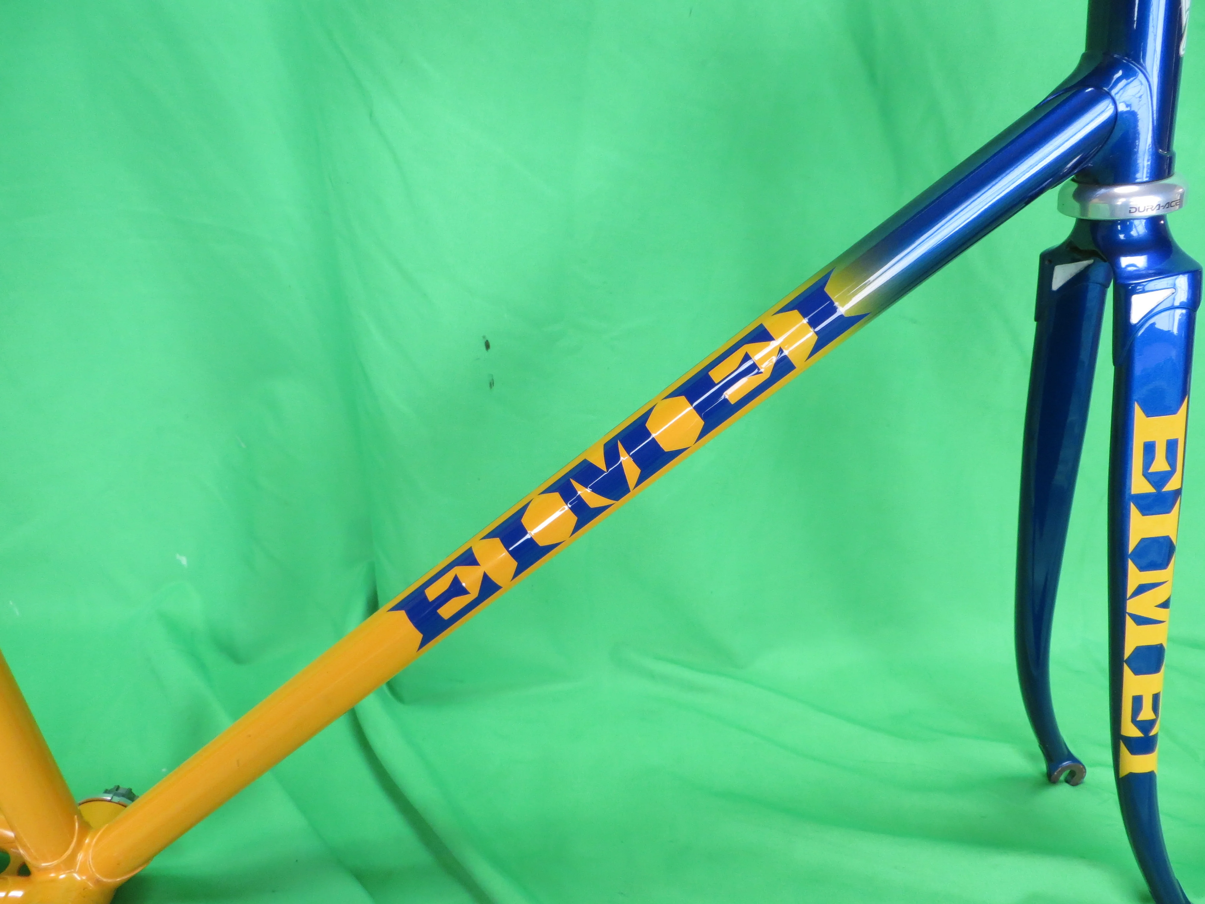 EIMEI // Blue Metallic / Yellow Fade  // 50cm - Image 13