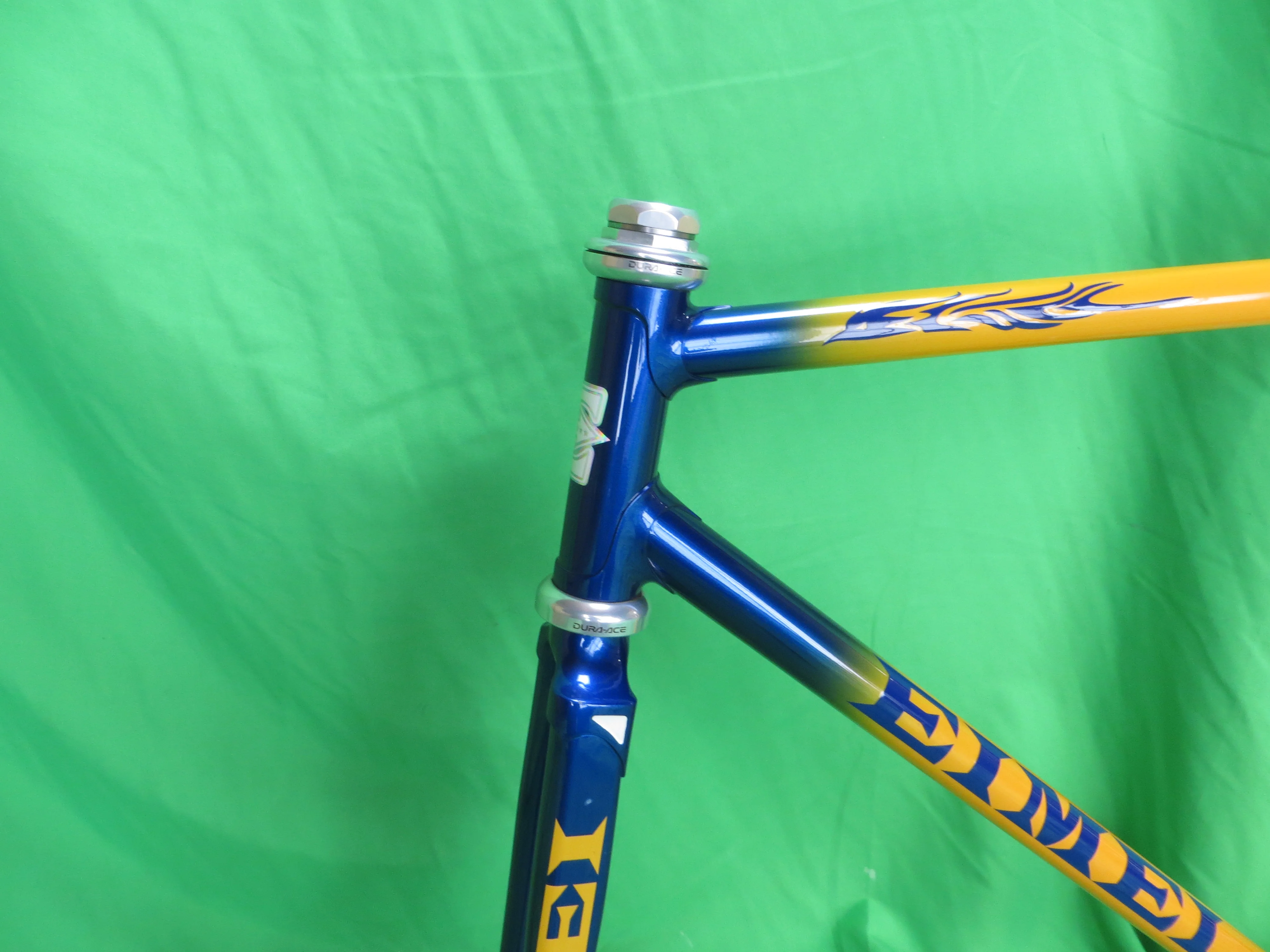 EIMEI // Blue Metallic / Yellow Fade  // 50cm - Image 2