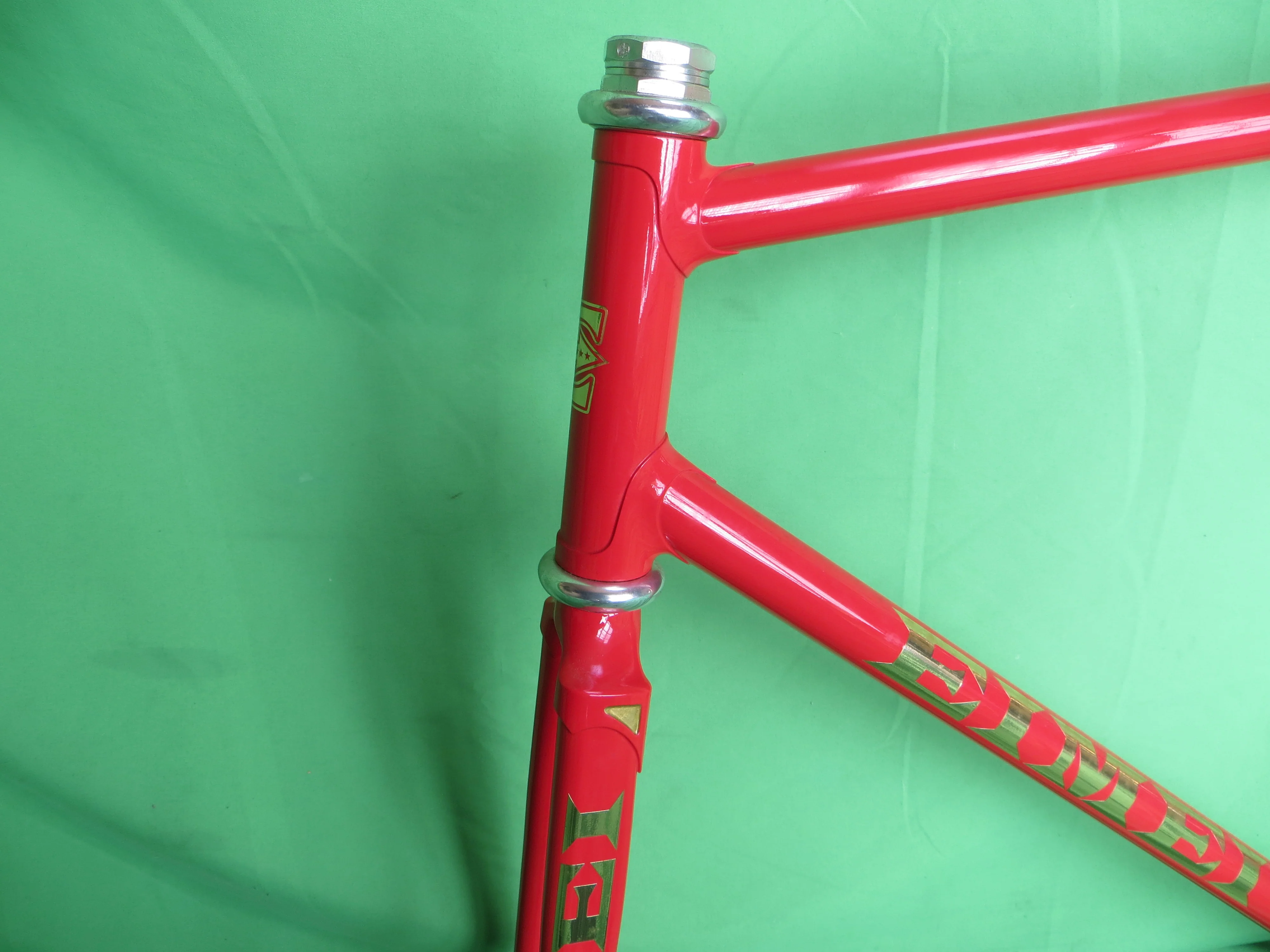 EIMEI Gold Decals // Red Metallic with Rainbow Flake // 55cm #2 - Image 2