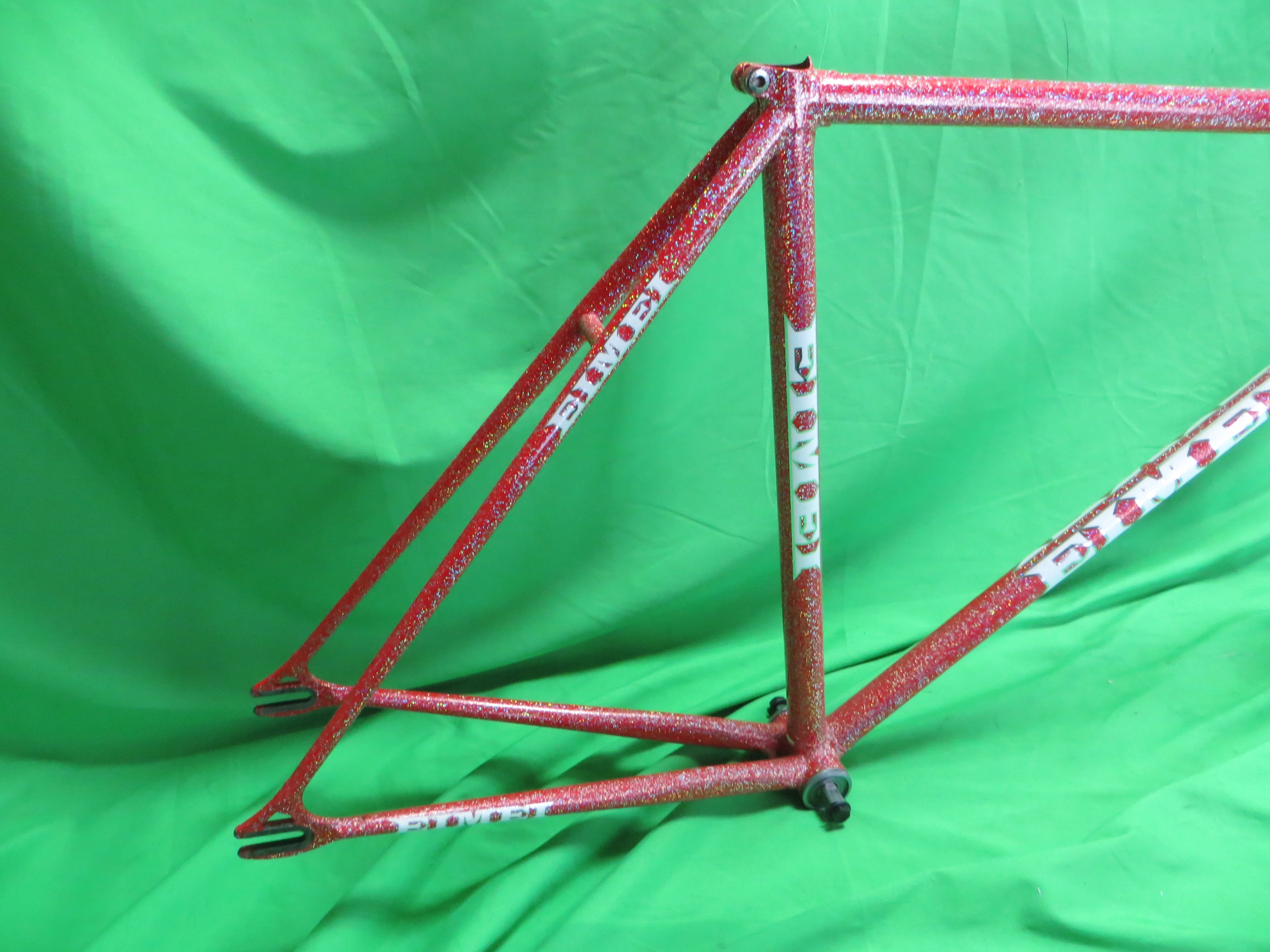 EIMEI // Red Metallic with SUPER Rainbow Flake // 51.5cm - Image 15
