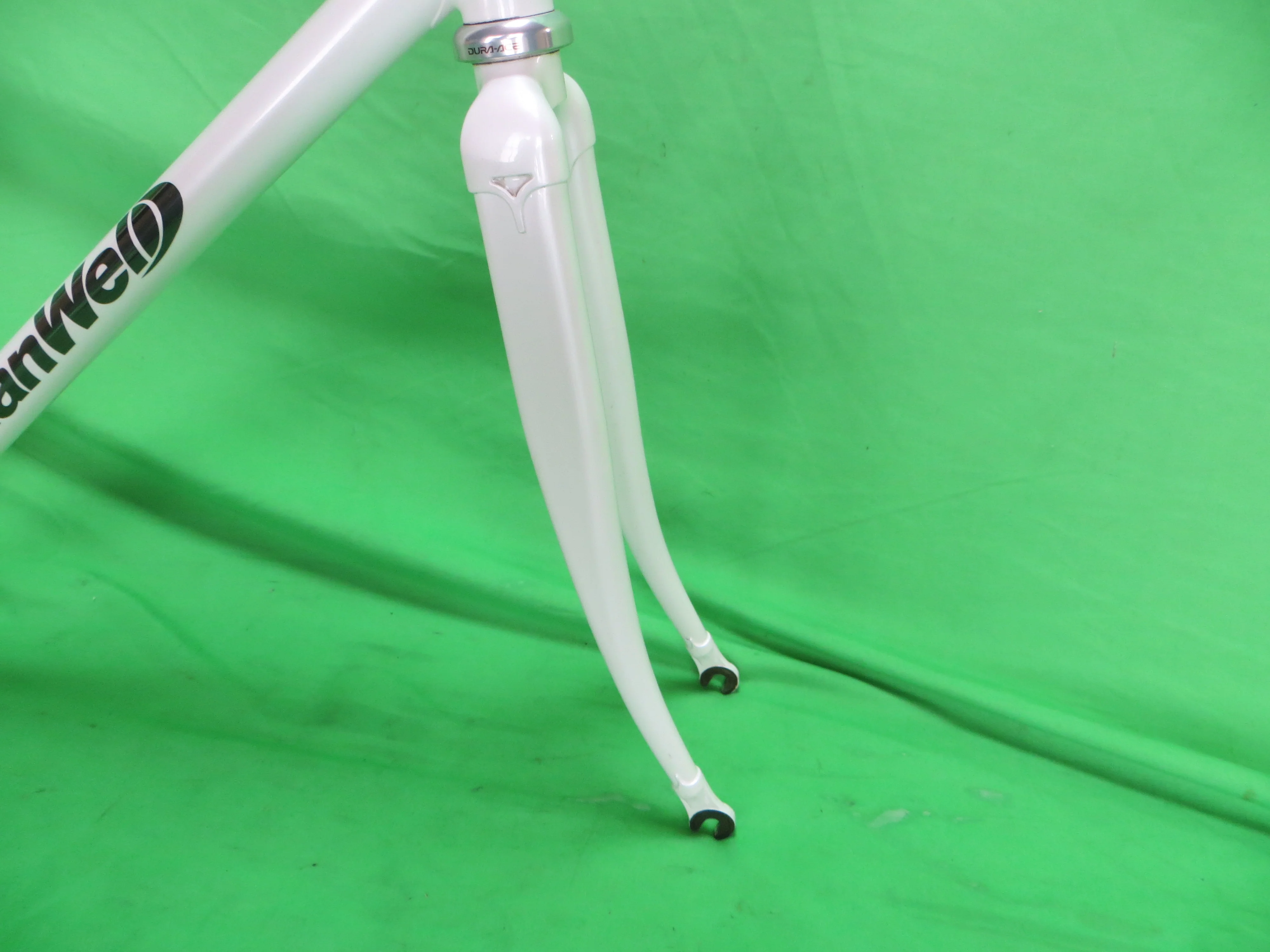 Gan Well Pro Columbus Max Fork // White // 50.5cm - Image 10