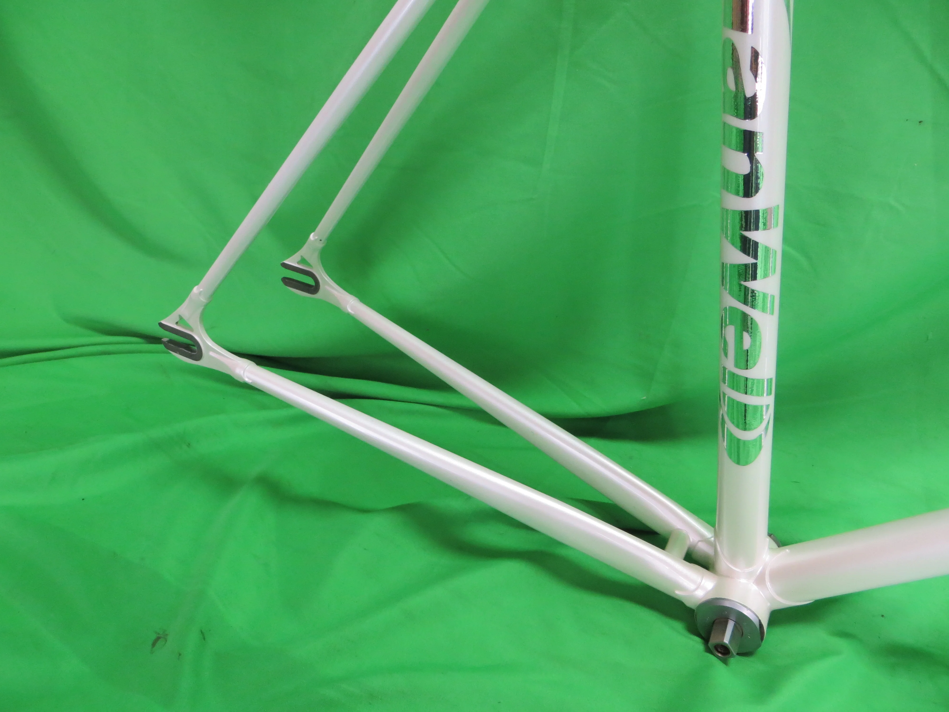 Gan Well Pro Columbus Max Fork // White // 50.5cm - Image 14