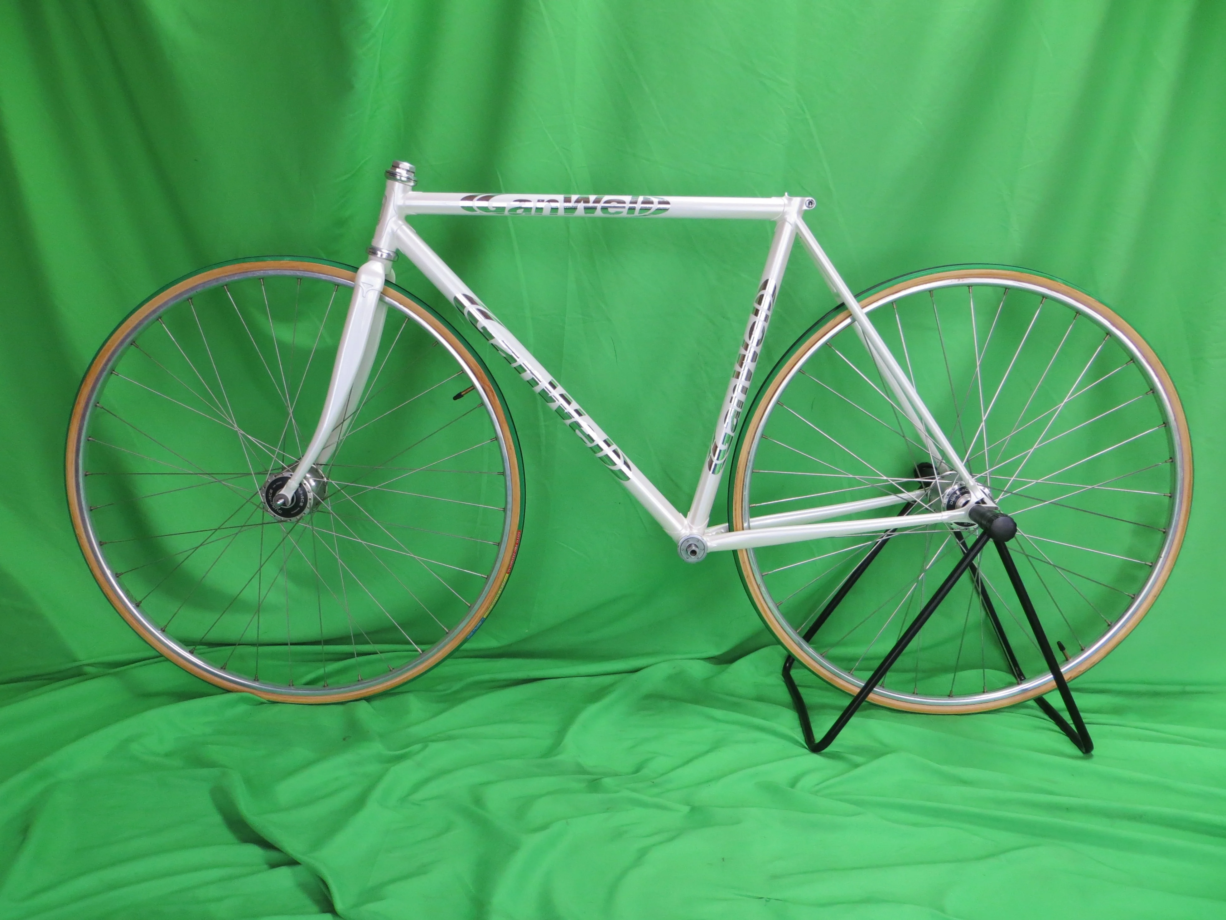 Gan Well Pro Columbus Max Fork // White // 50.5cm - Image 16