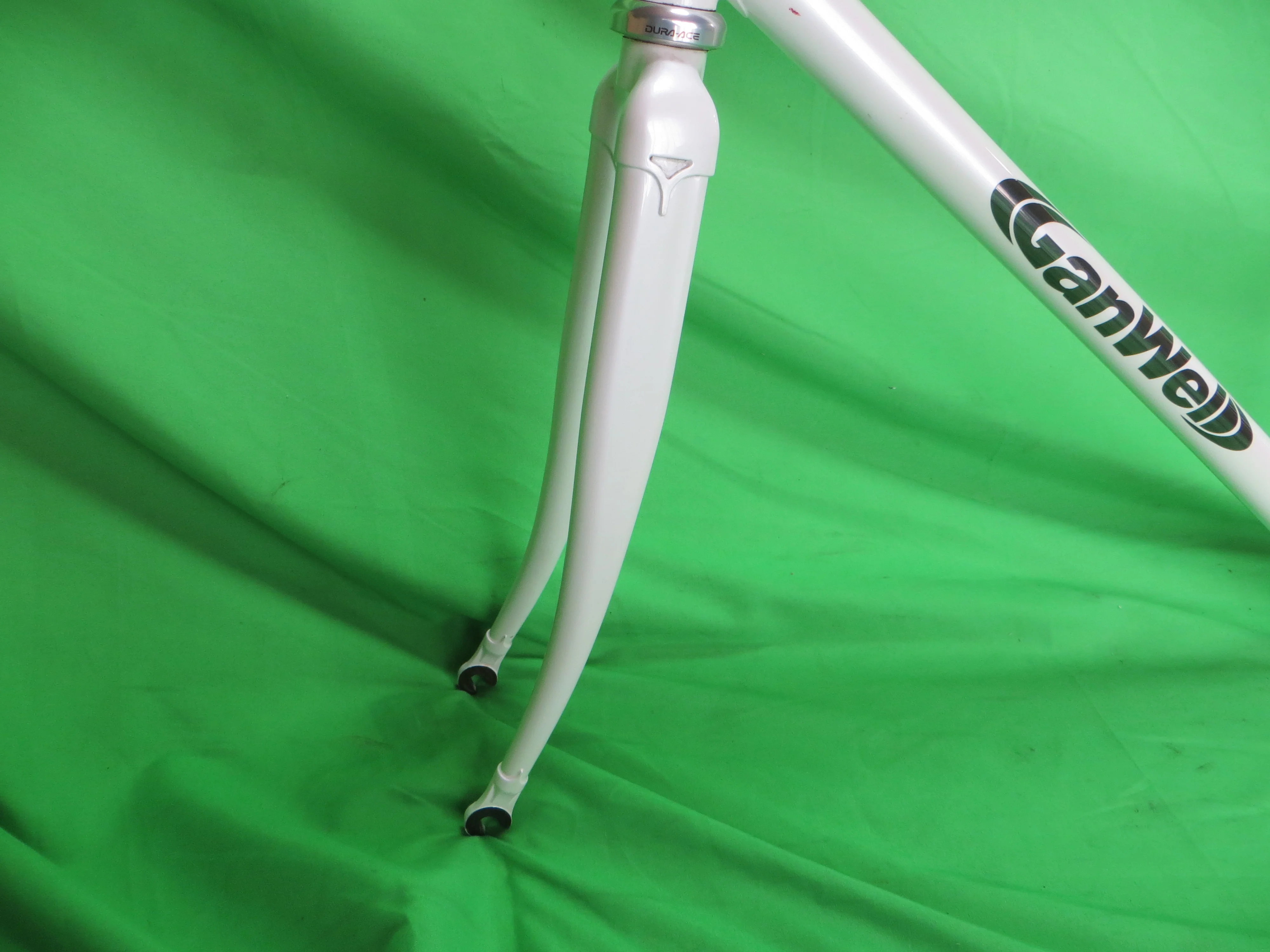Gan Well Pro Columbus Max Fork // White // 50.5cm - Image 3