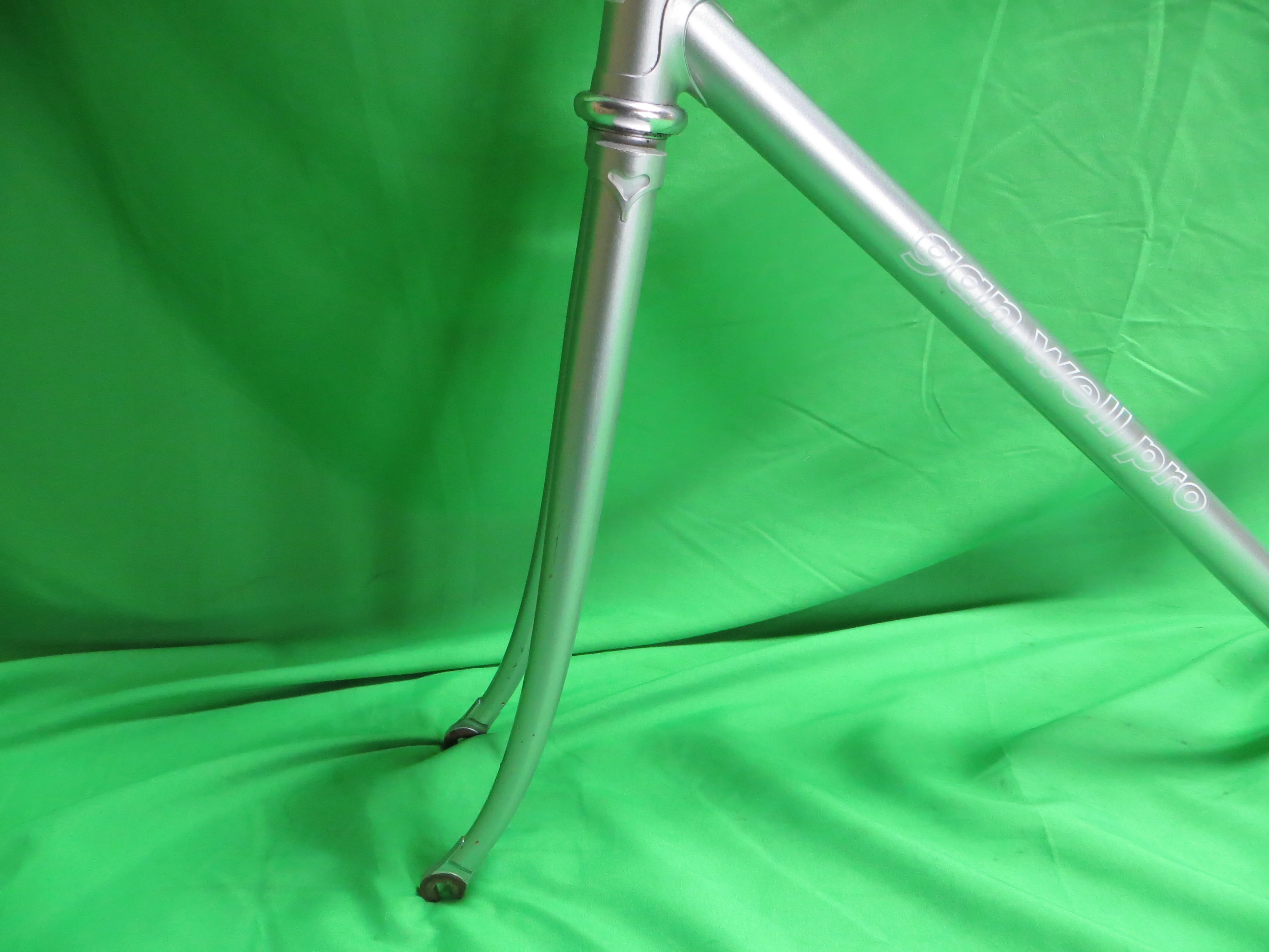Gan Well Pro // Platinum Silver // 50.5cm - Image 3