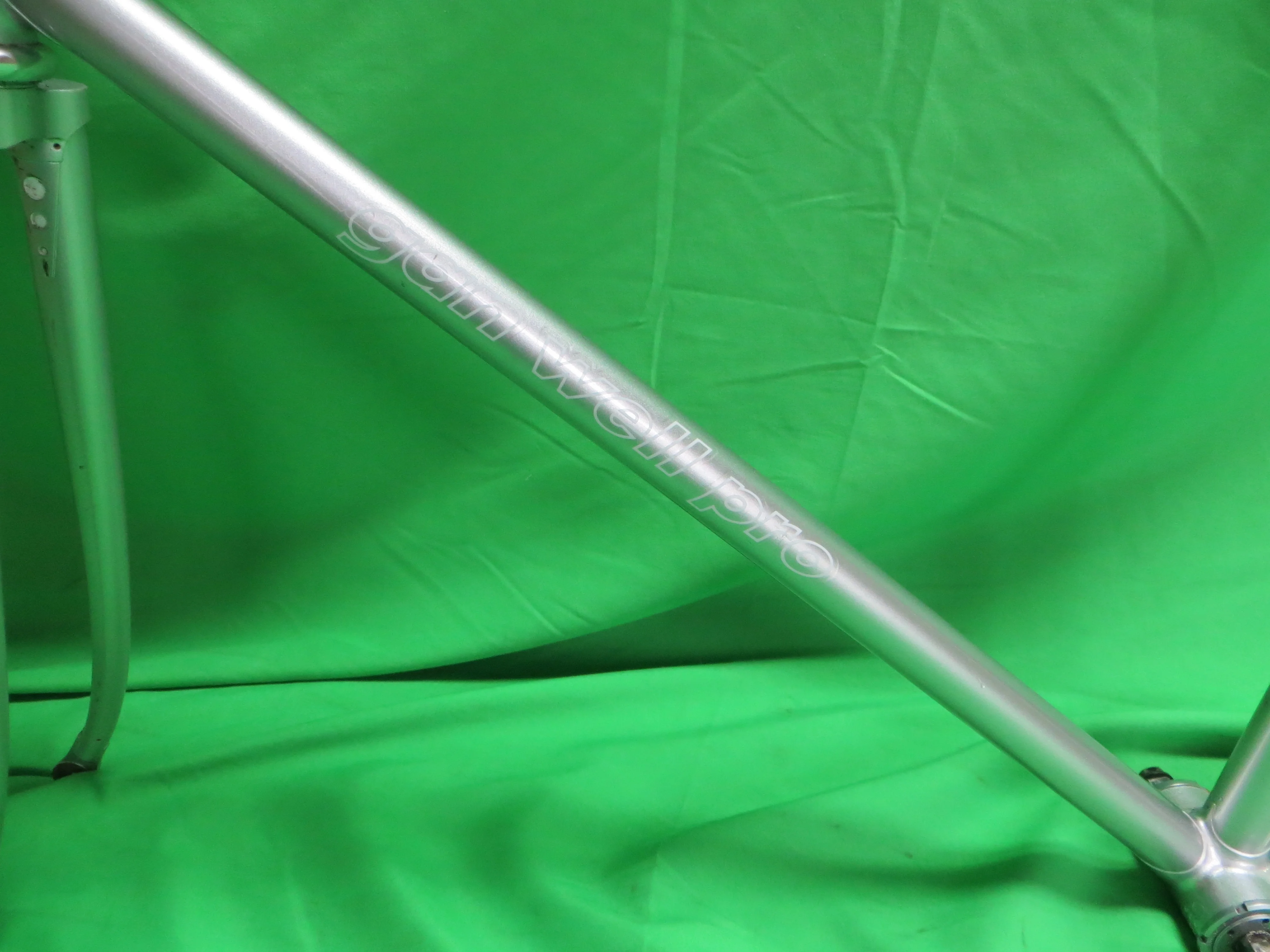 Gan Well Pro // Platinum Silver // 50.5cm - Image 6
