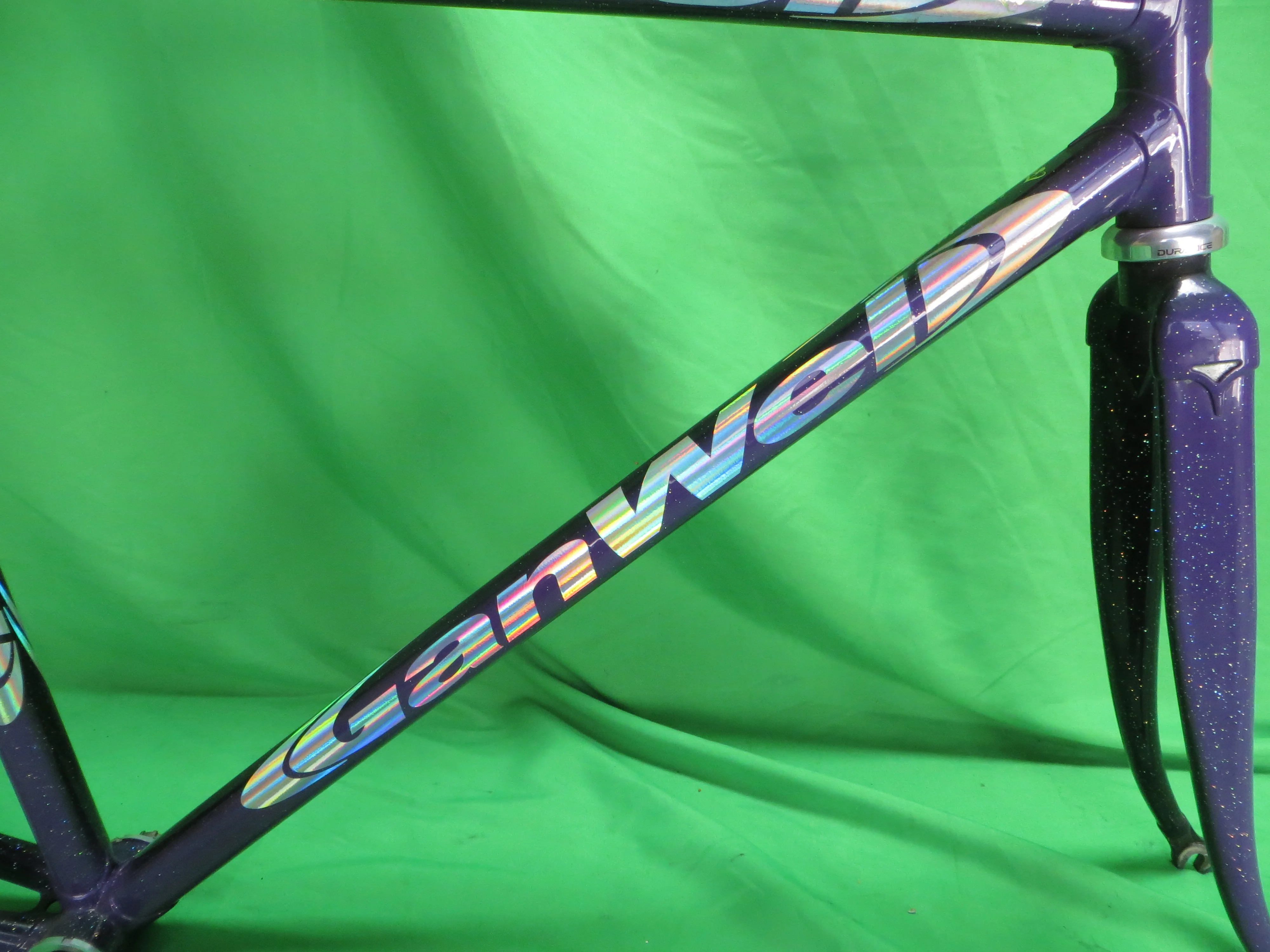 Gan Well Pro Columbus Max Fork // Purple Black Fade with Rainbow Flake // 48cm - Image 13