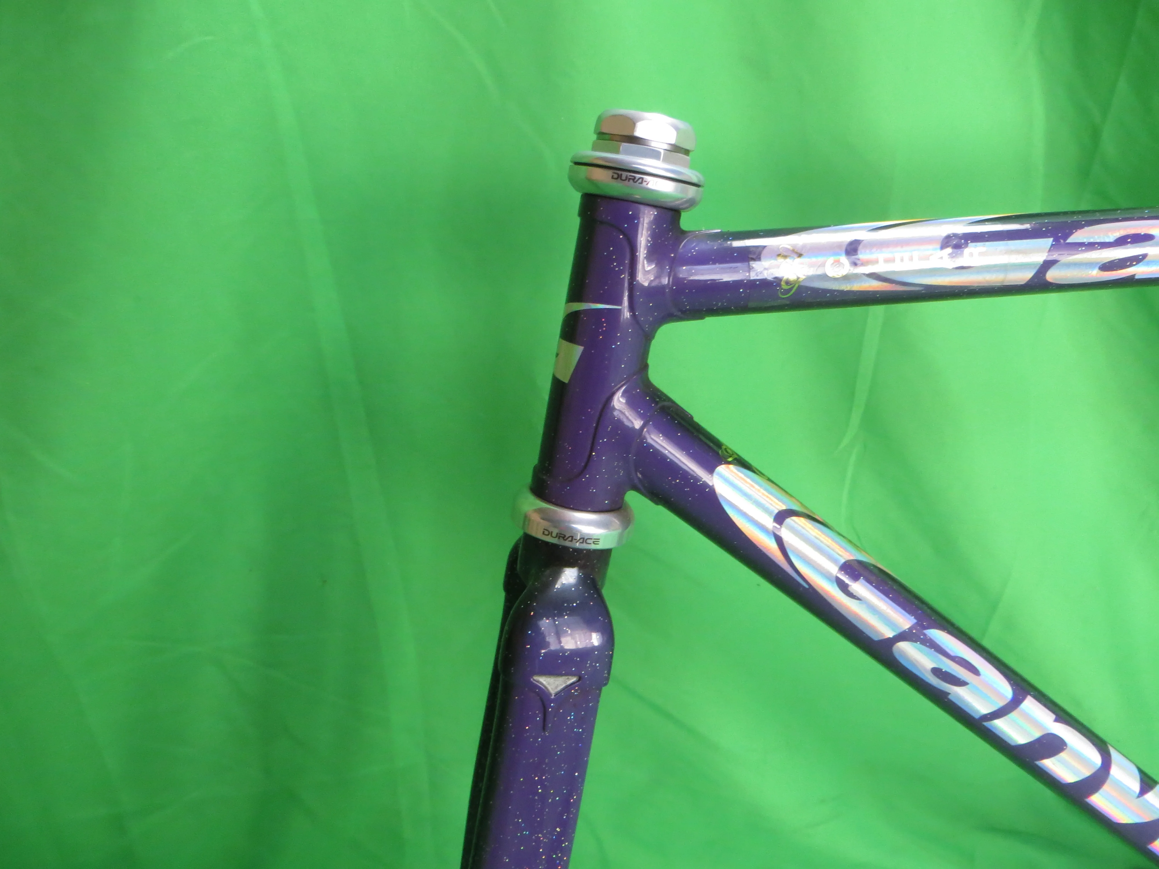 Gan Well Pro Columbus Max Fork // Purple Black Fade with Rainbow Flake // 48cm - Image 2