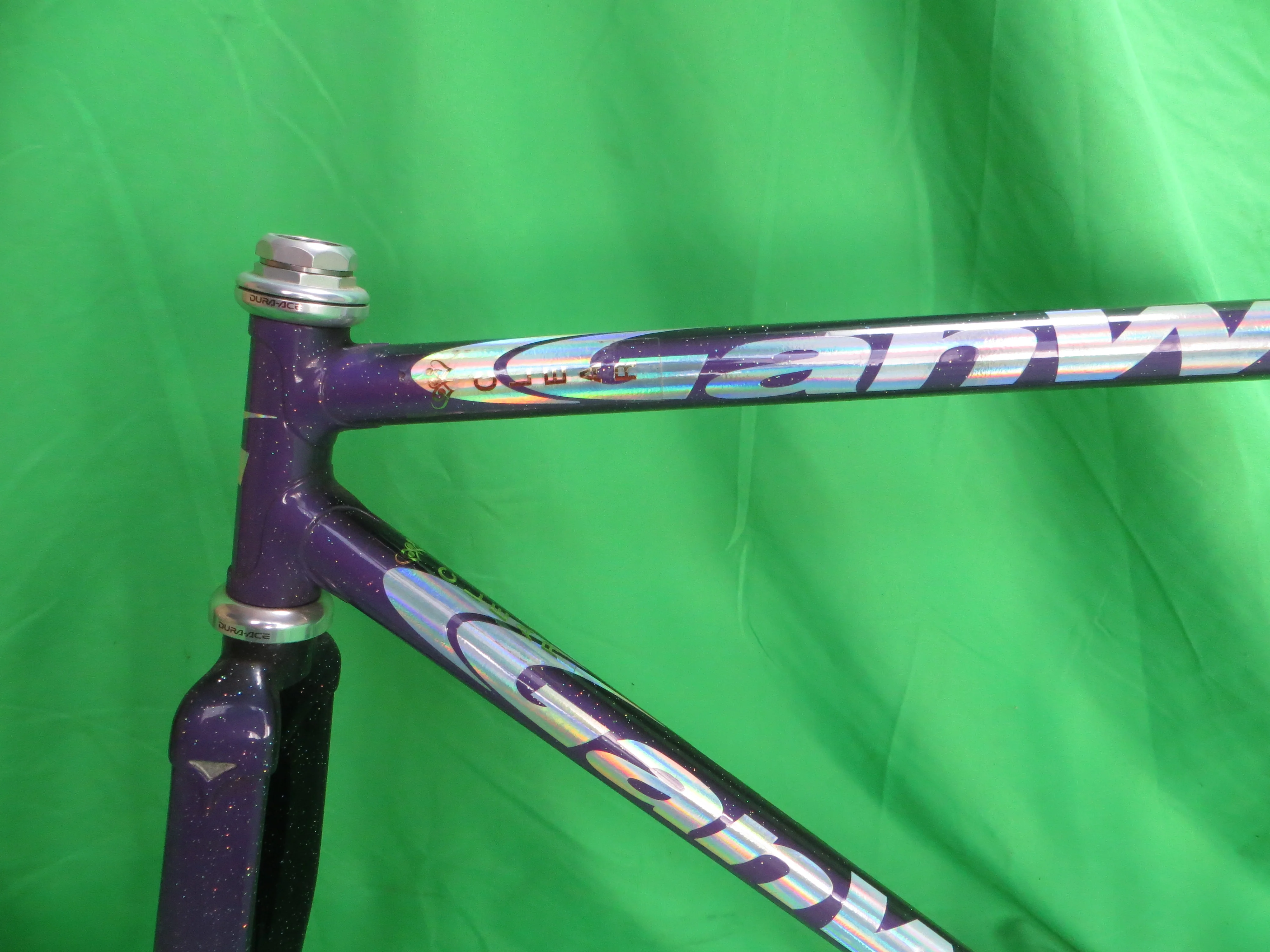 Gan Well Pro Columbus Max Fork // Purple Black Fade with Rainbow Flake // 48cm - Image 4